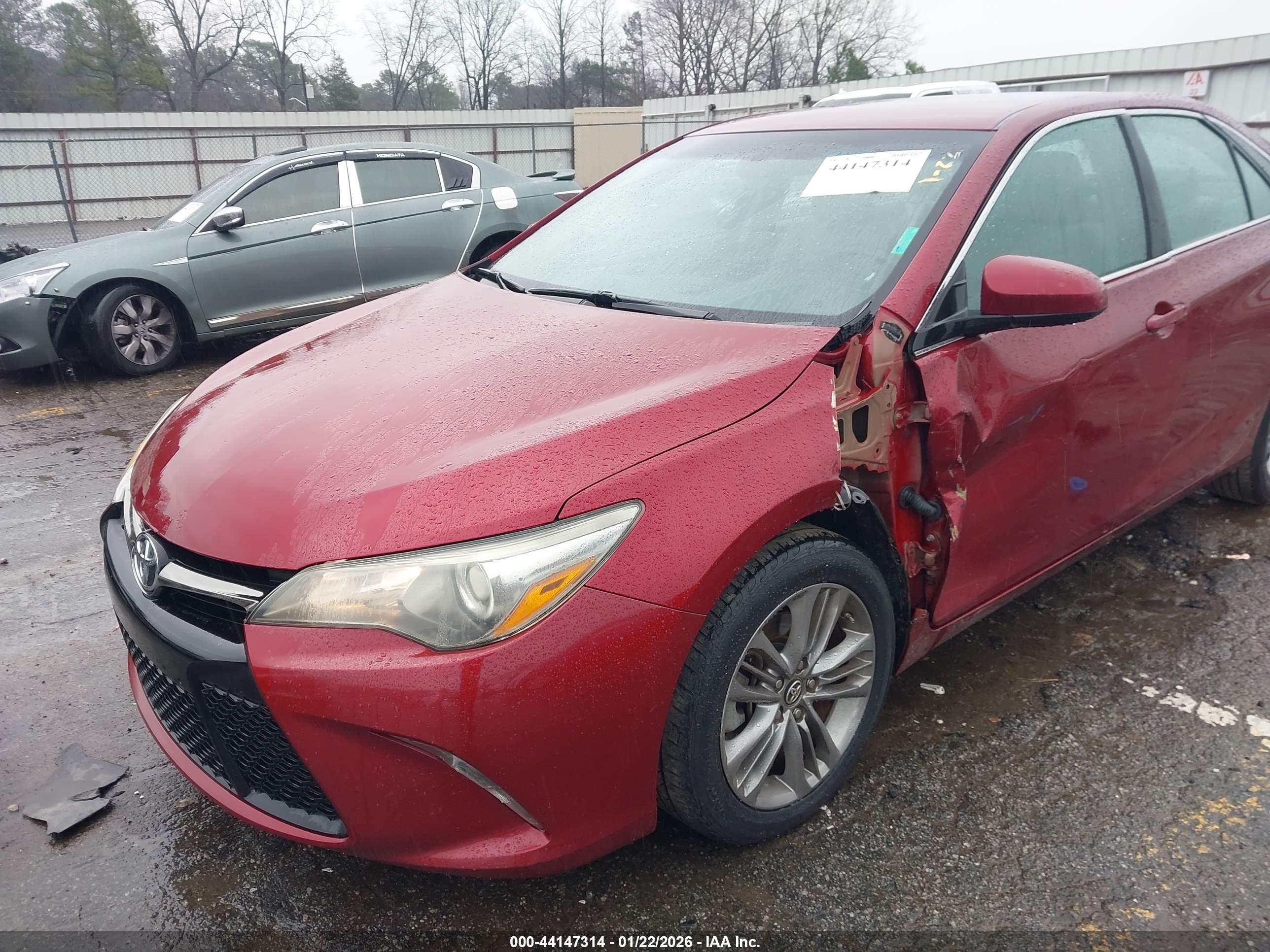 TOYOTA CAMRY image 6