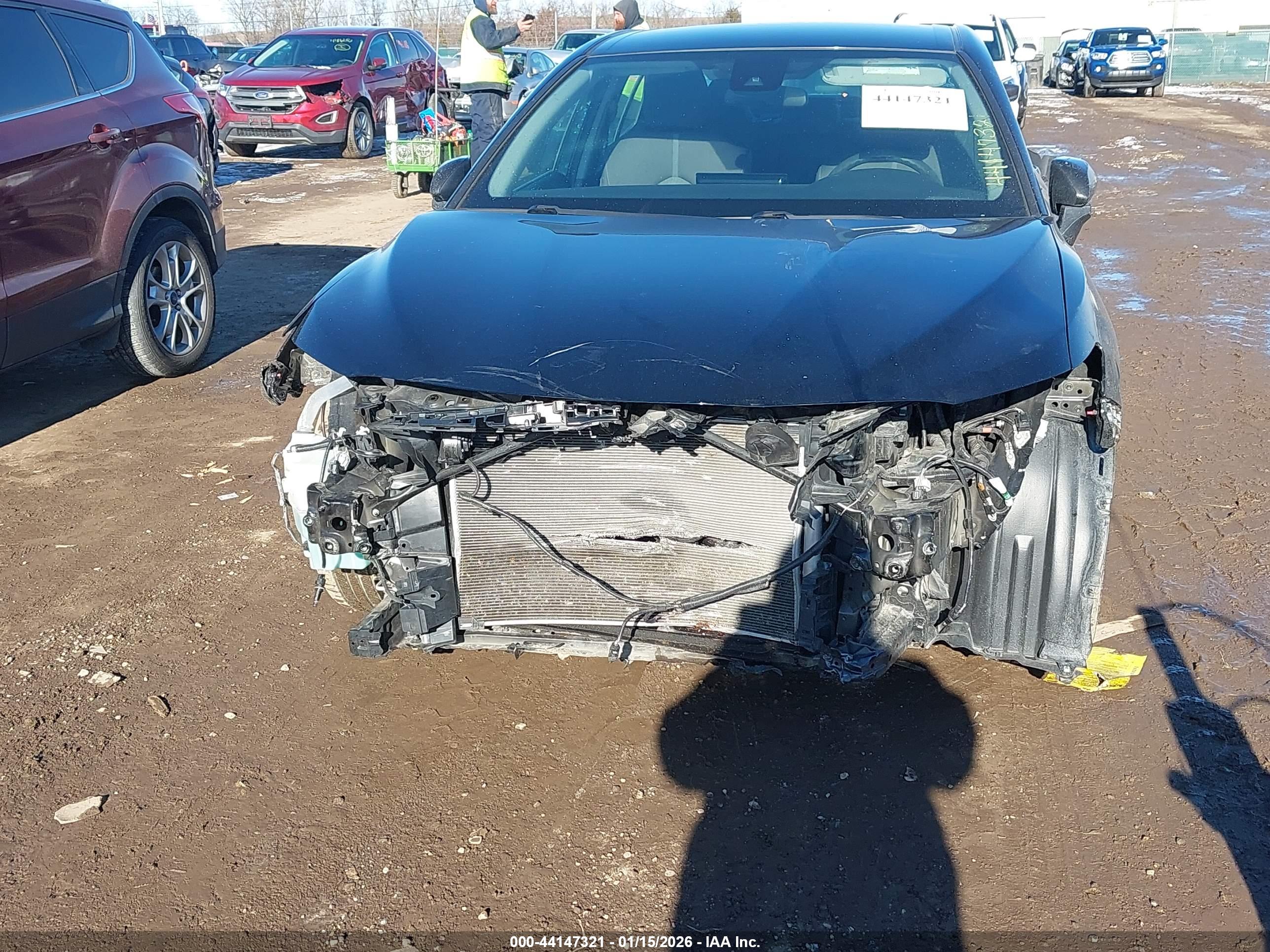TOYOTA CAMRY image 6