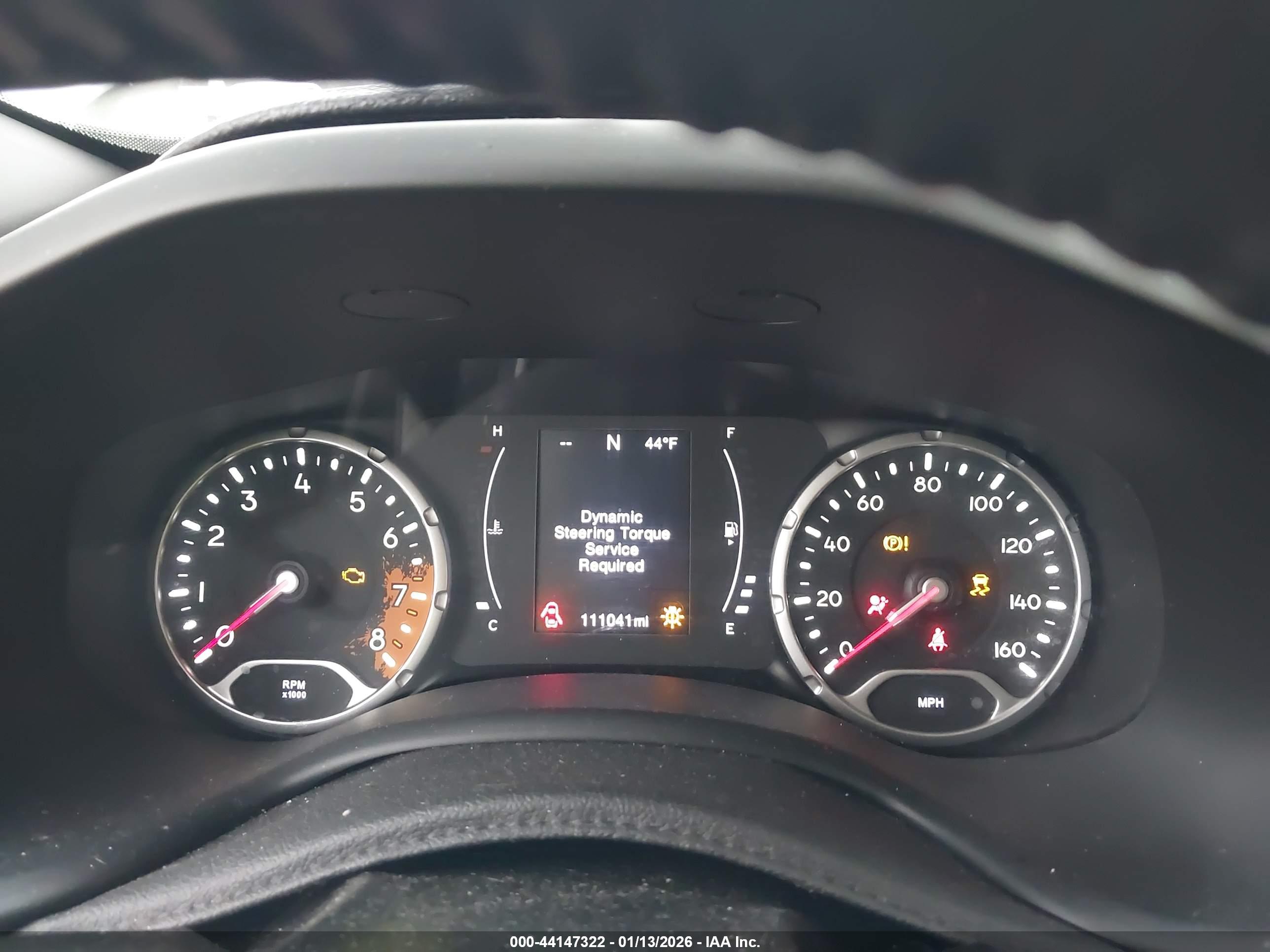 JEEP RENEGADE image 7