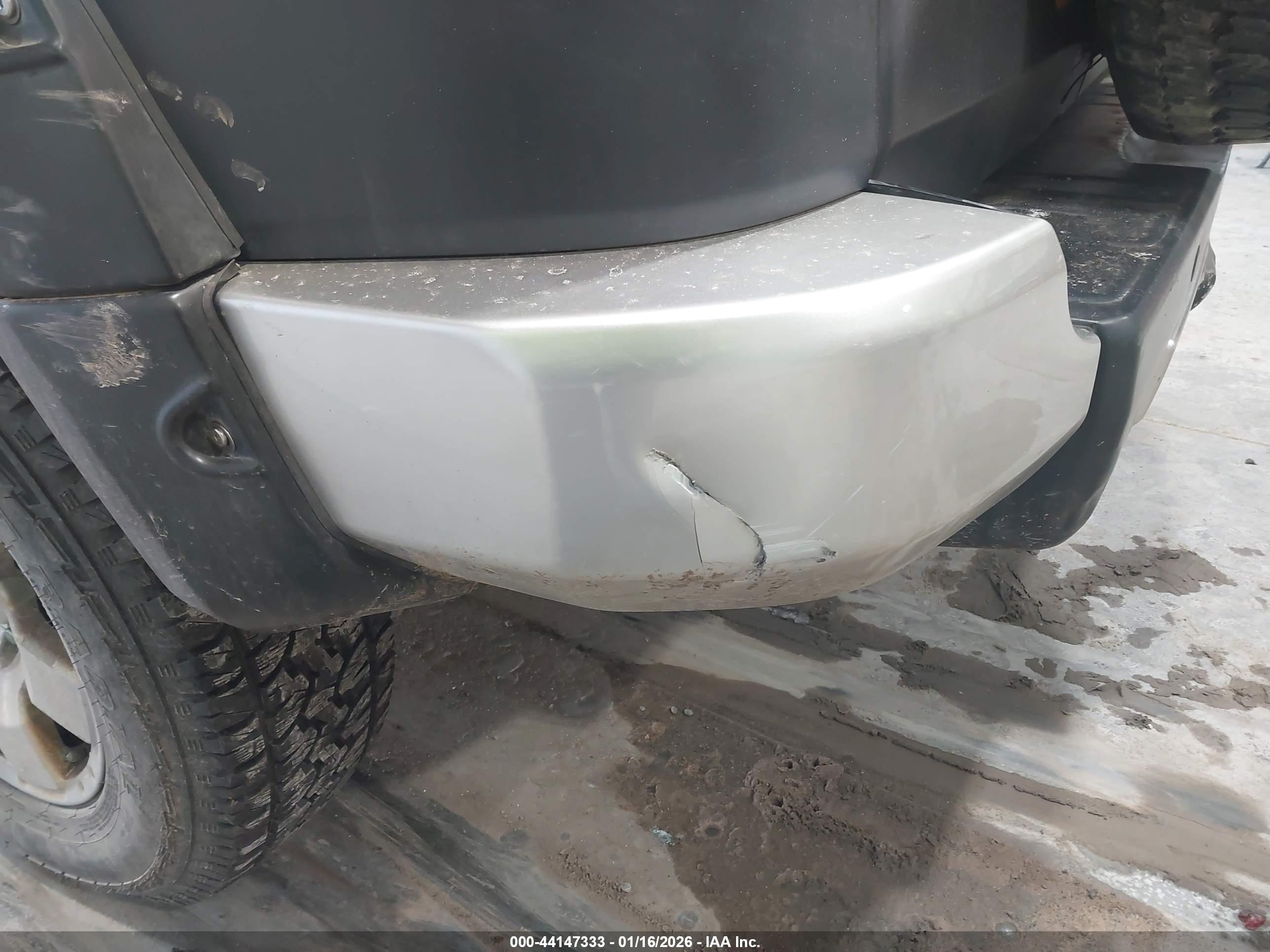 TOYOTA FJ image 6