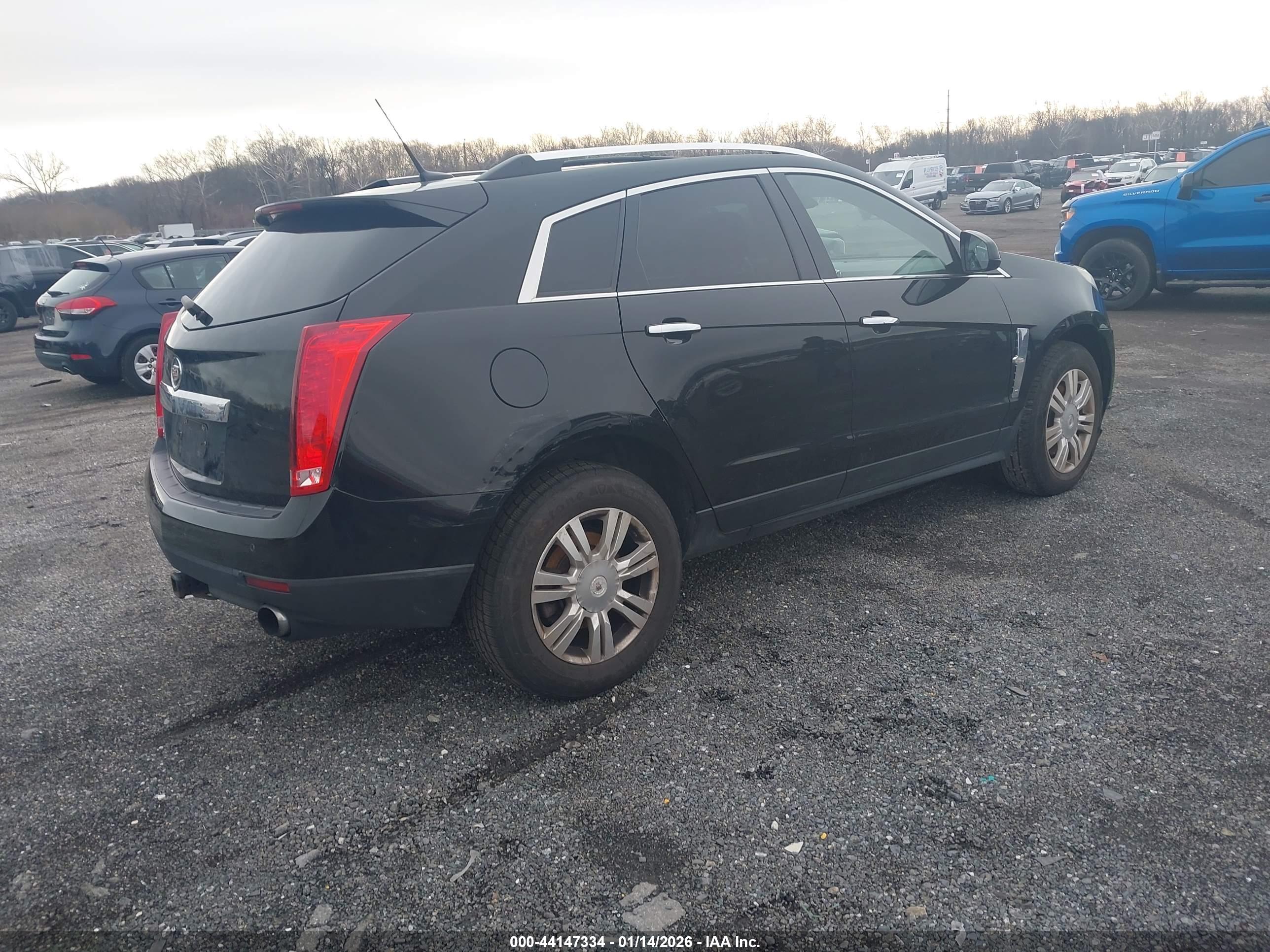 CADILLAC SRX image 4