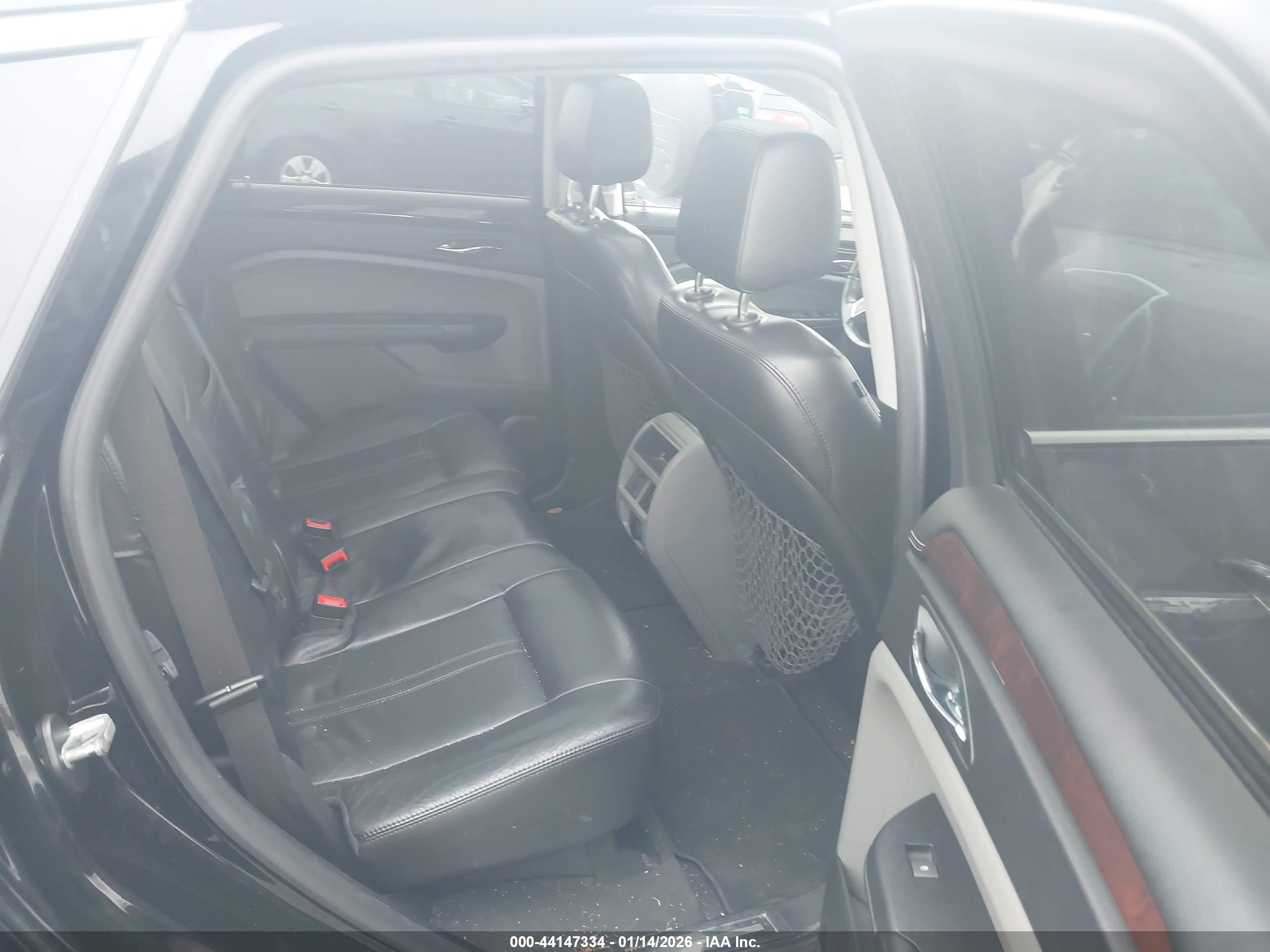 CADILLAC SRX image 8