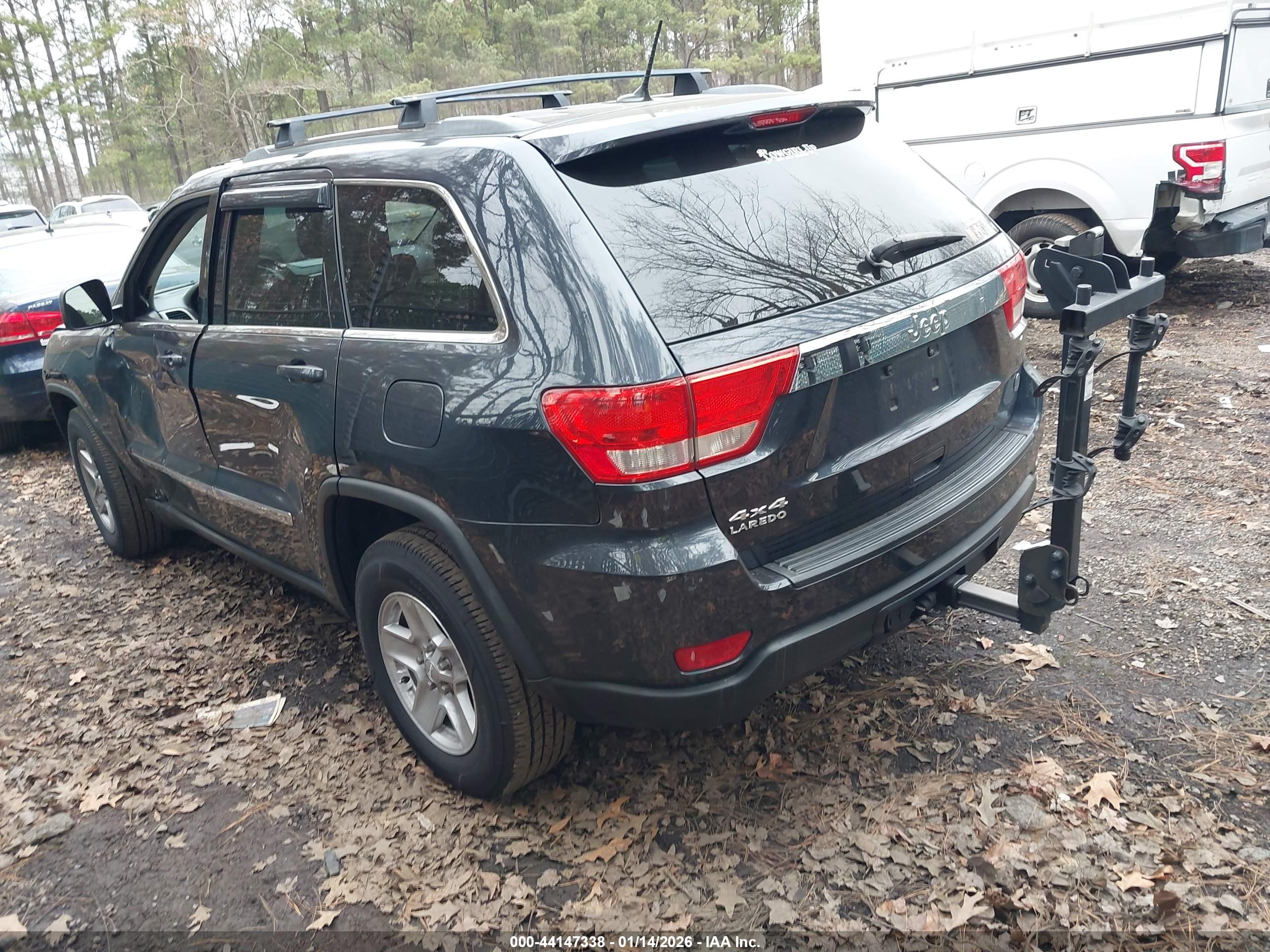 JEEP GRAND image 3