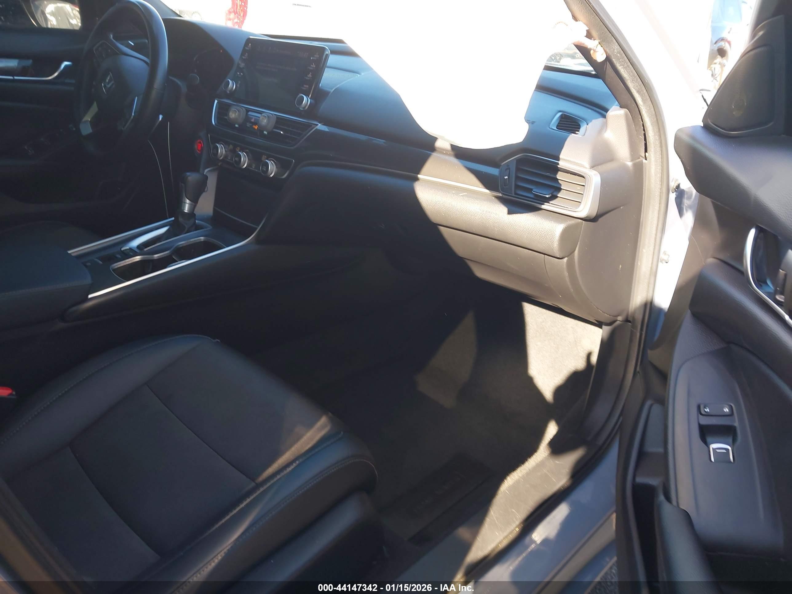HONDA ACCORD image 5