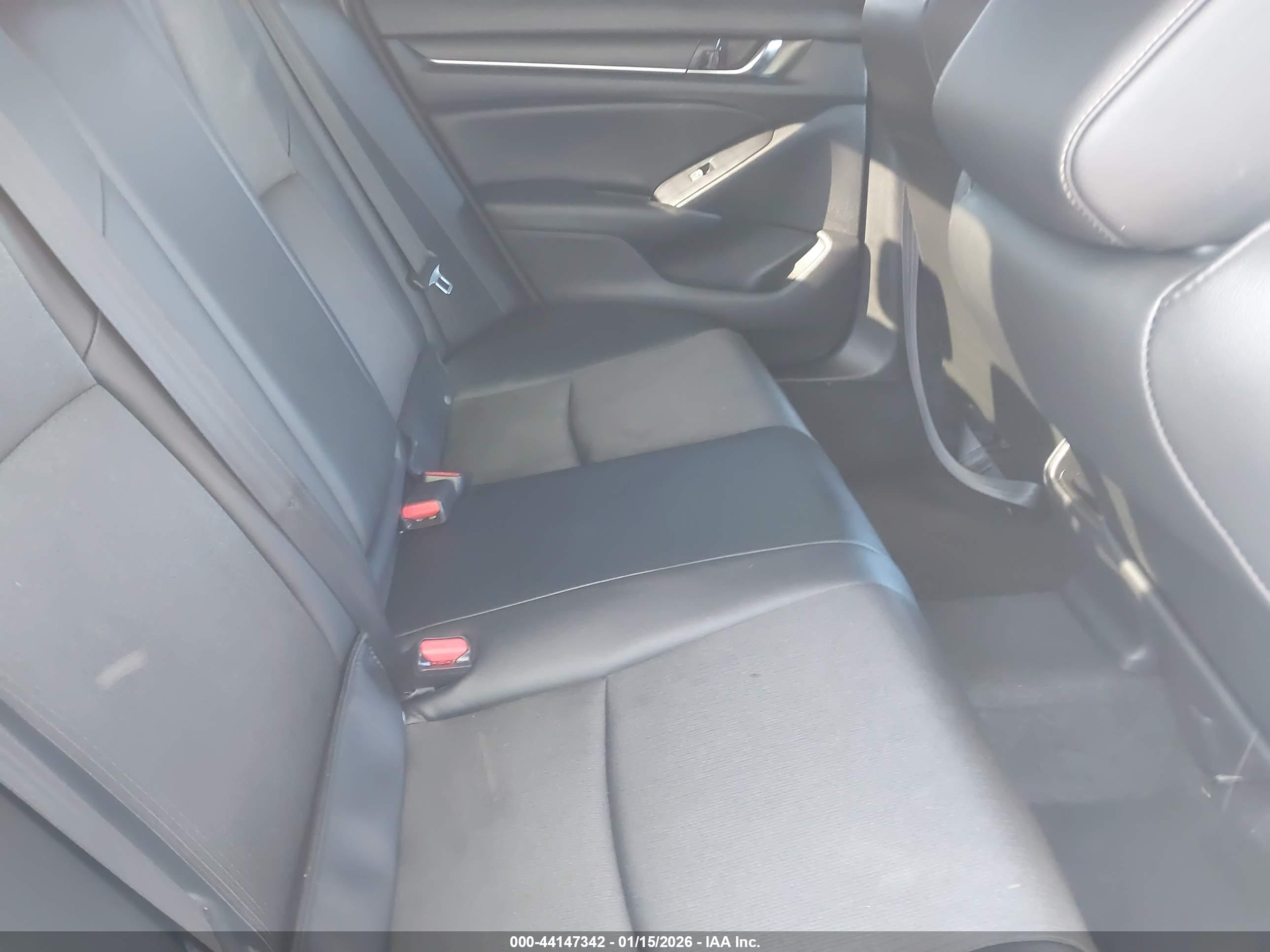 HONDA ACCORD image 8