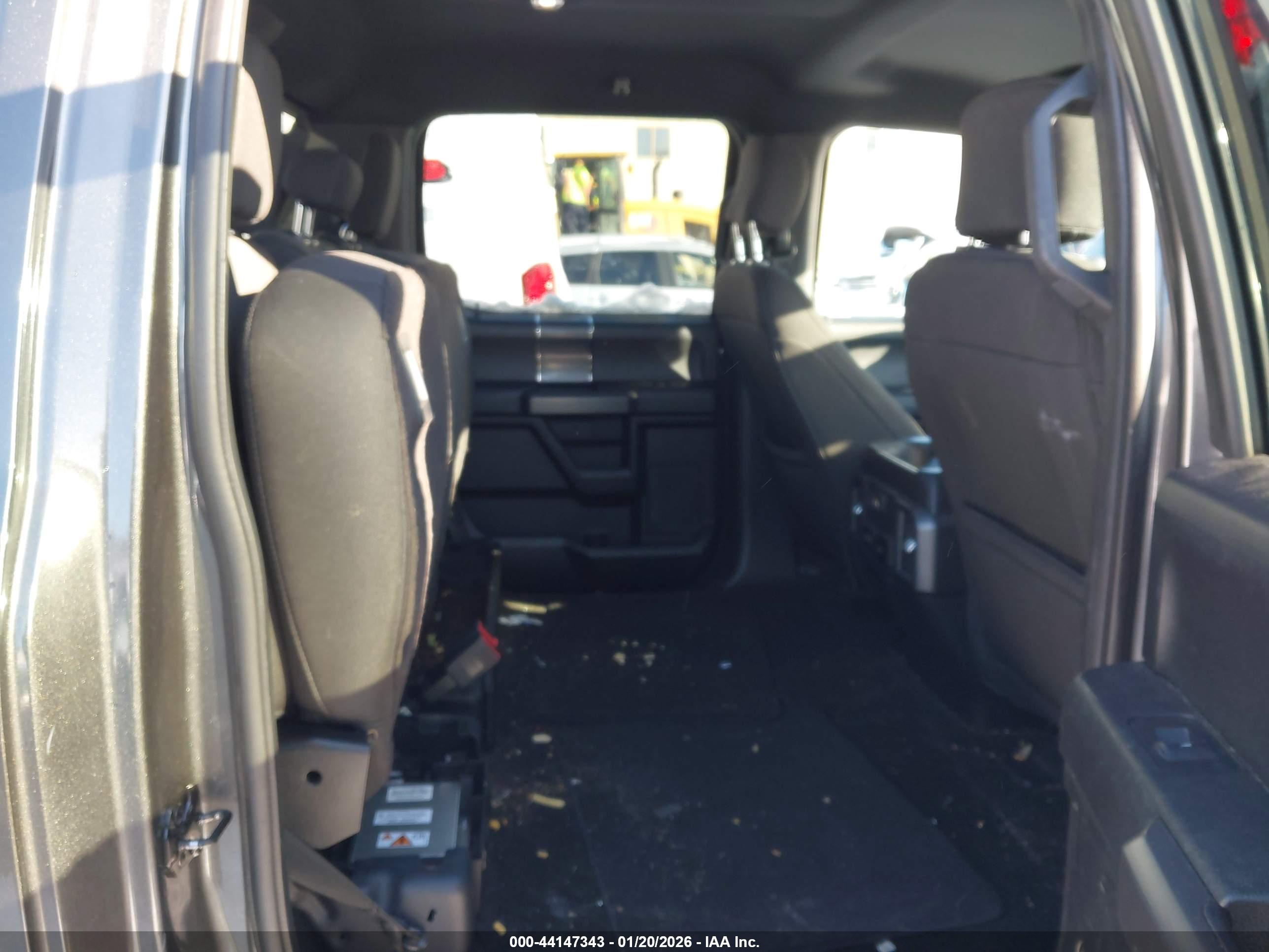 FORD F-150 image 8