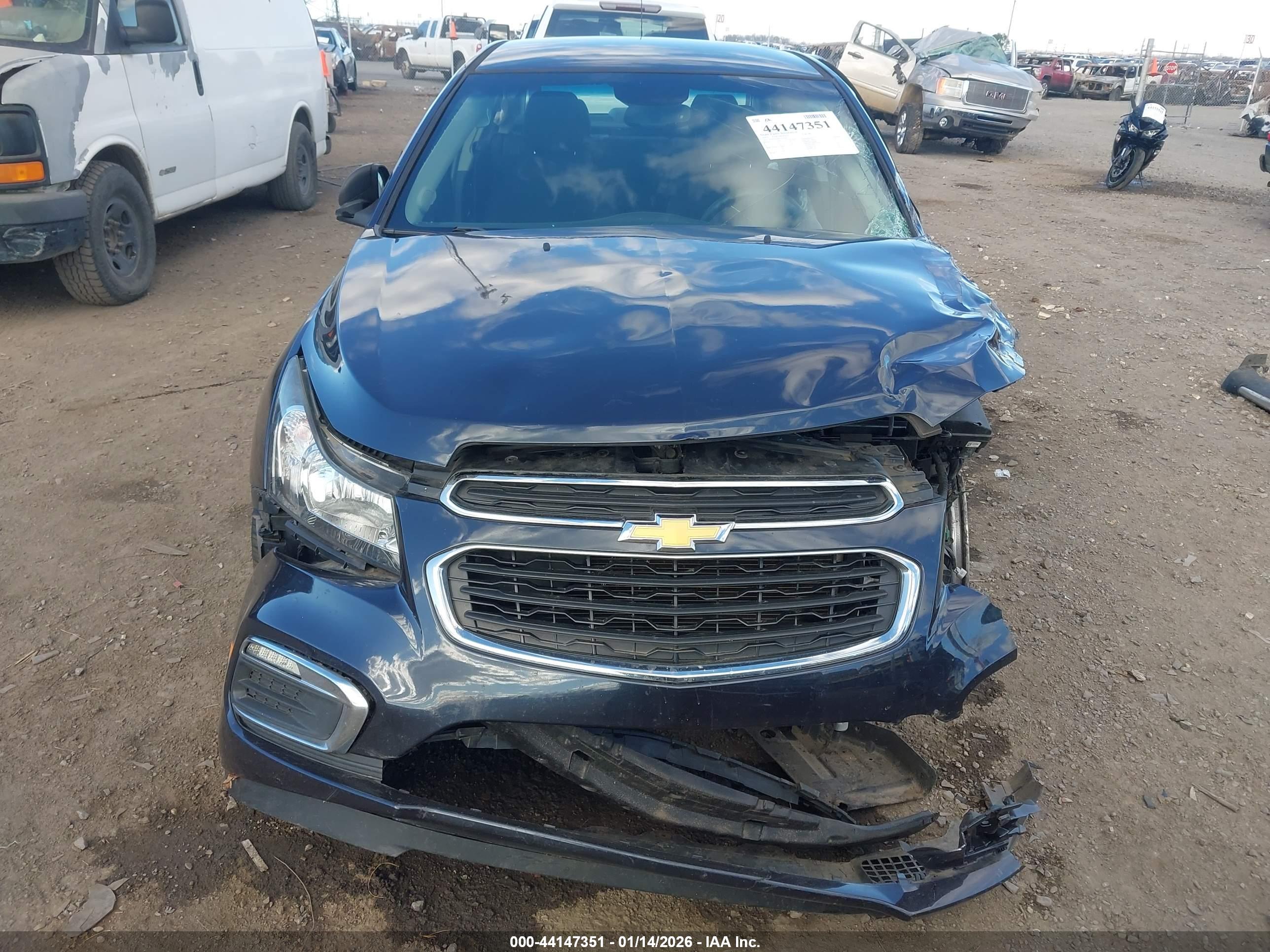 CHEVROLET CRUZE image 6
