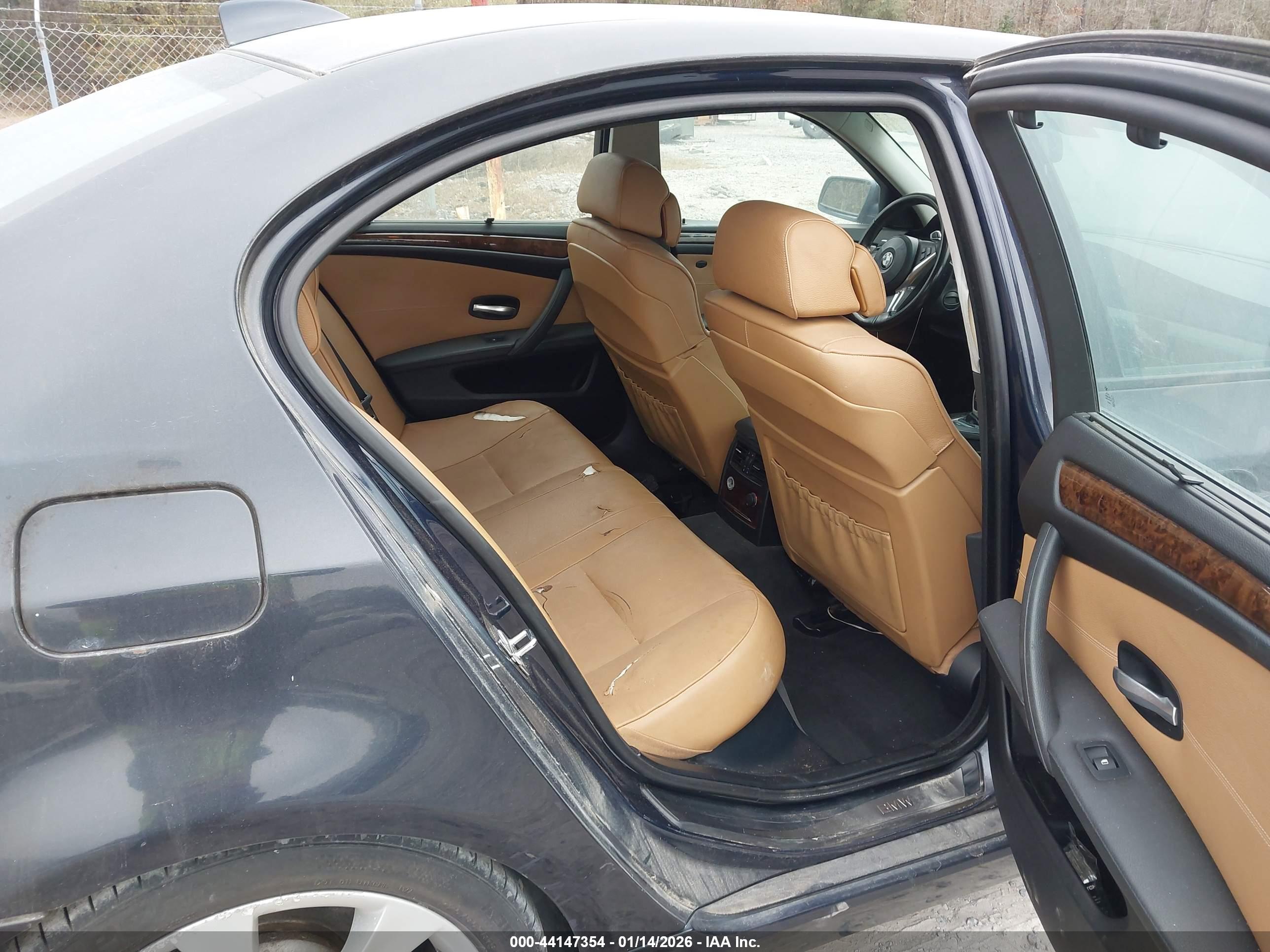 BMW 535I image 8