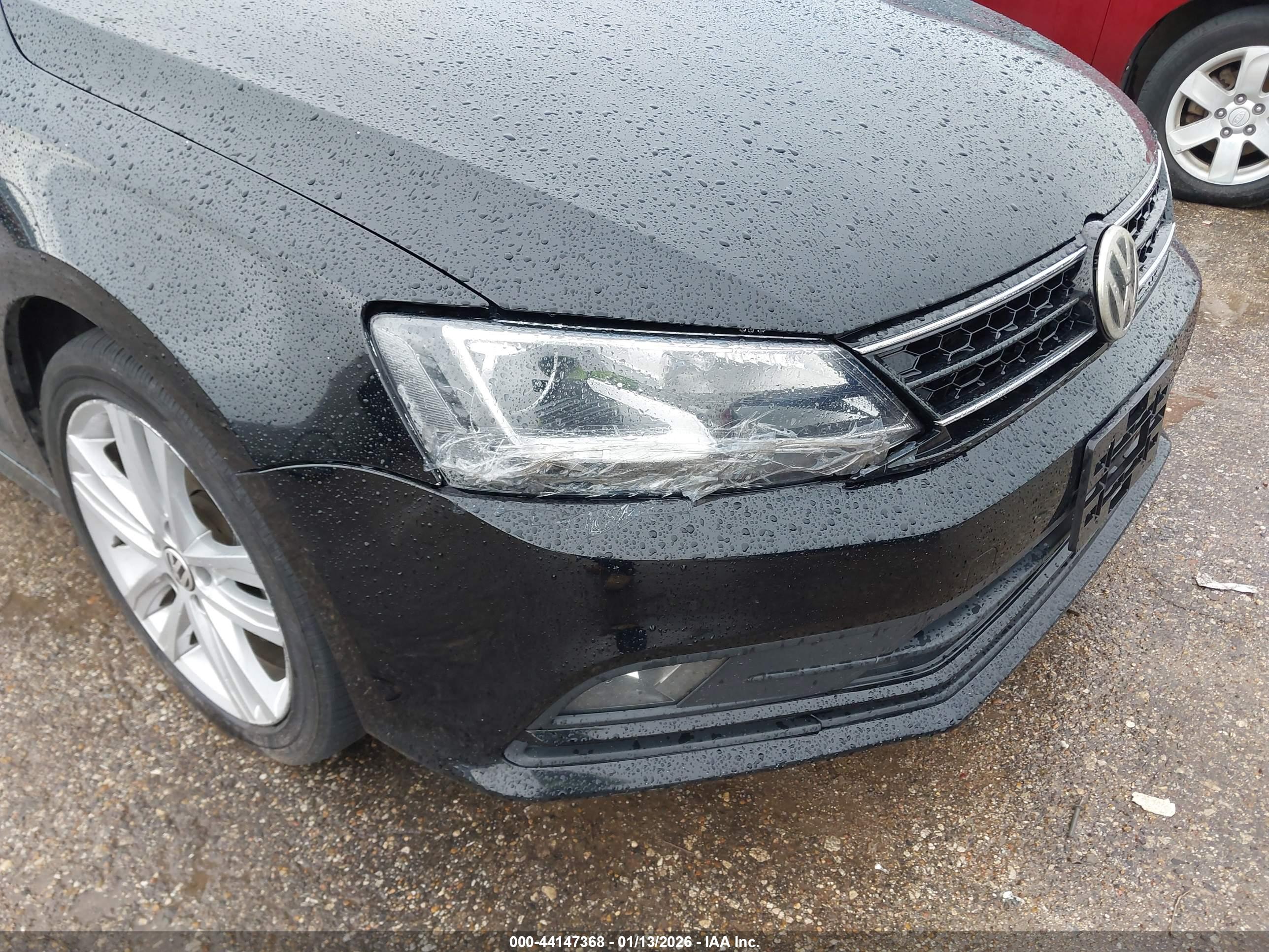 VOLKSWAGEN JETTA image 6