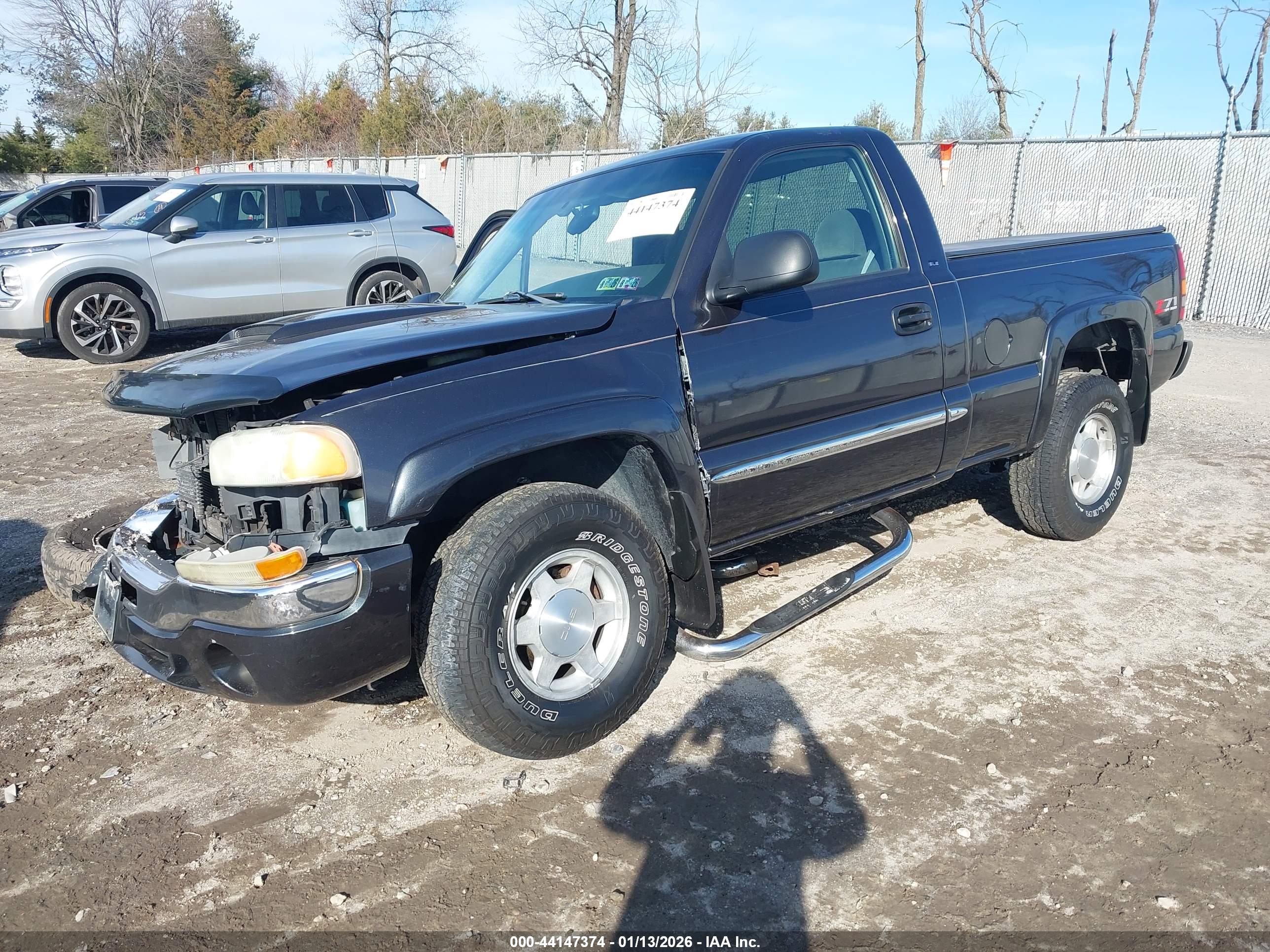 GMC SIERRA image 2