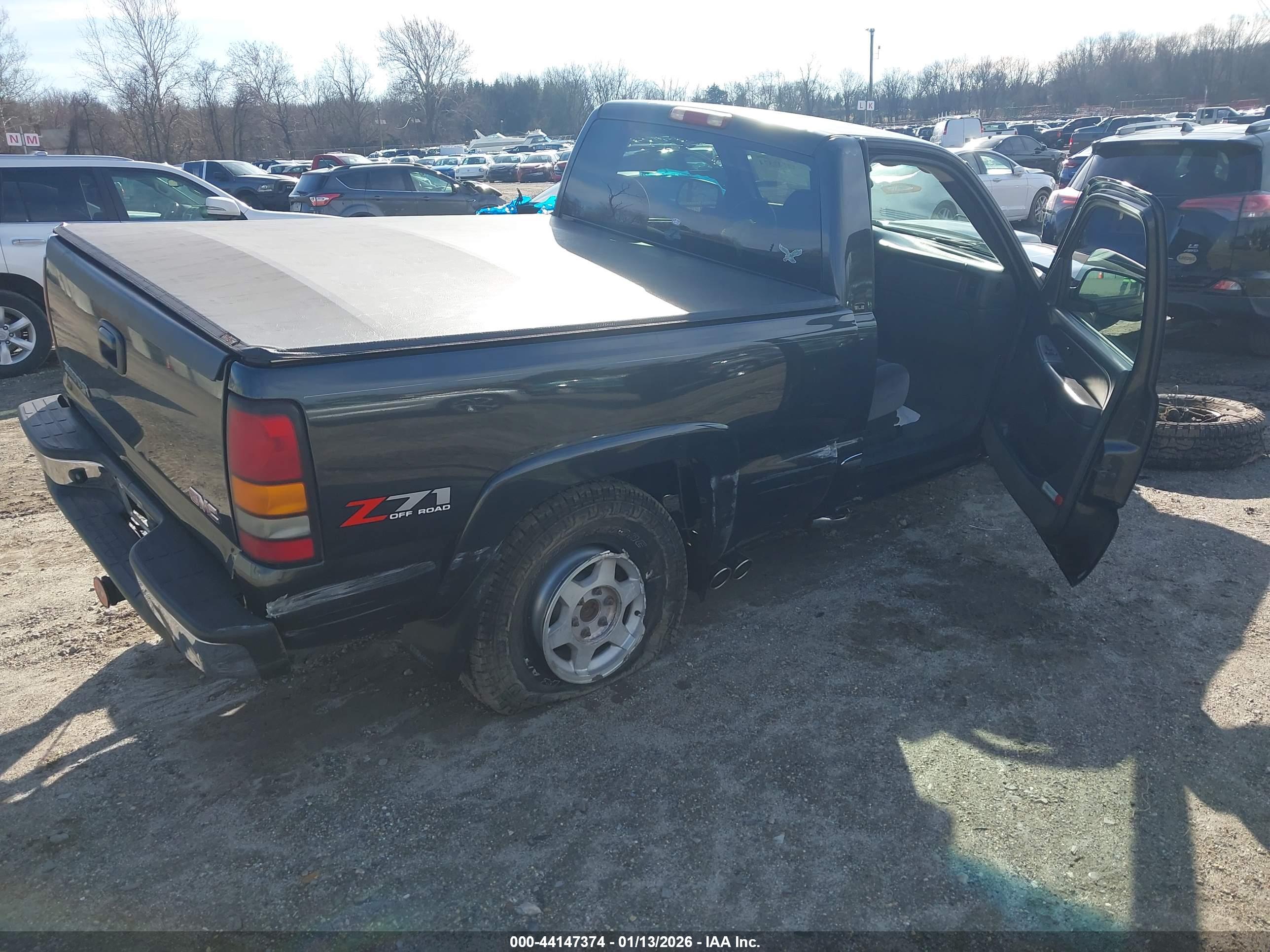 GMC SIERRA image 4
