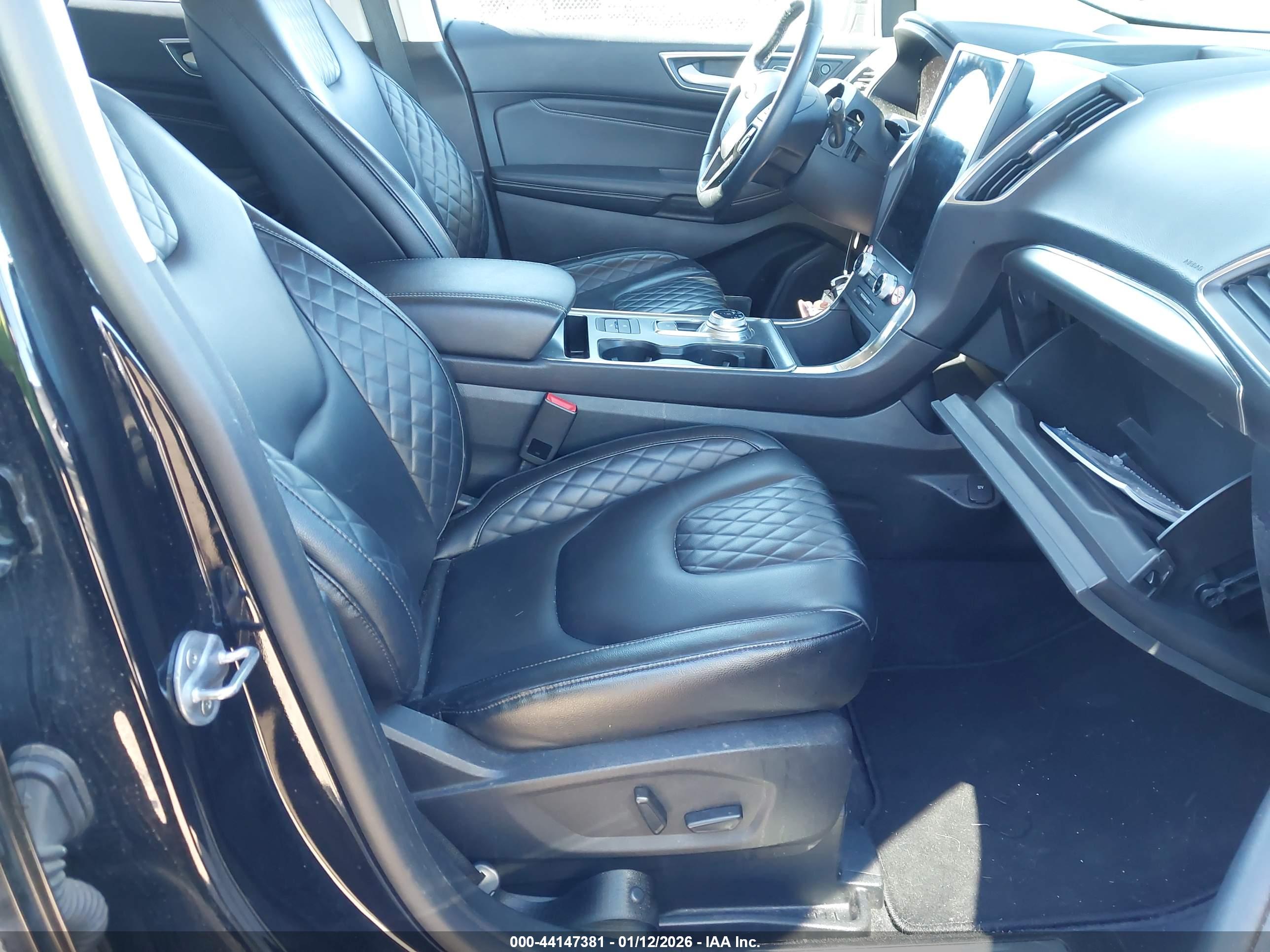 FORD EDGE image 5