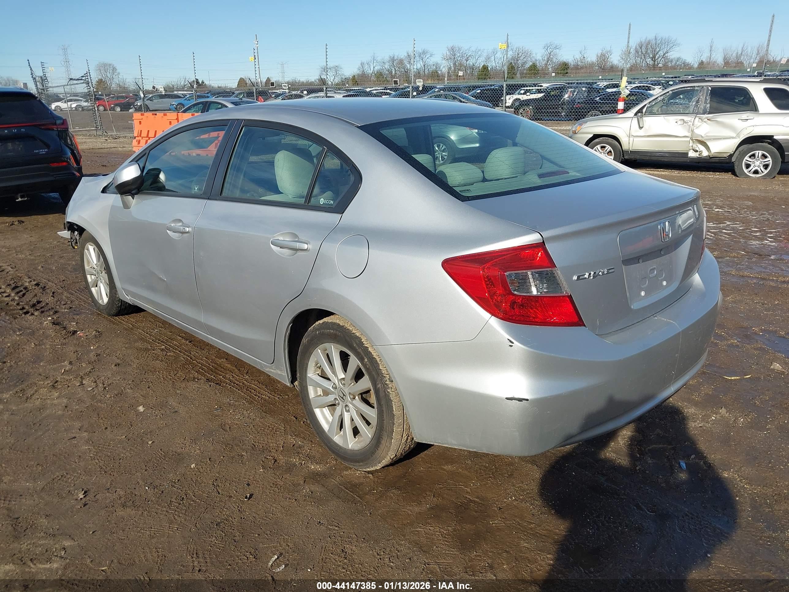 HONDA CIVIC image 3