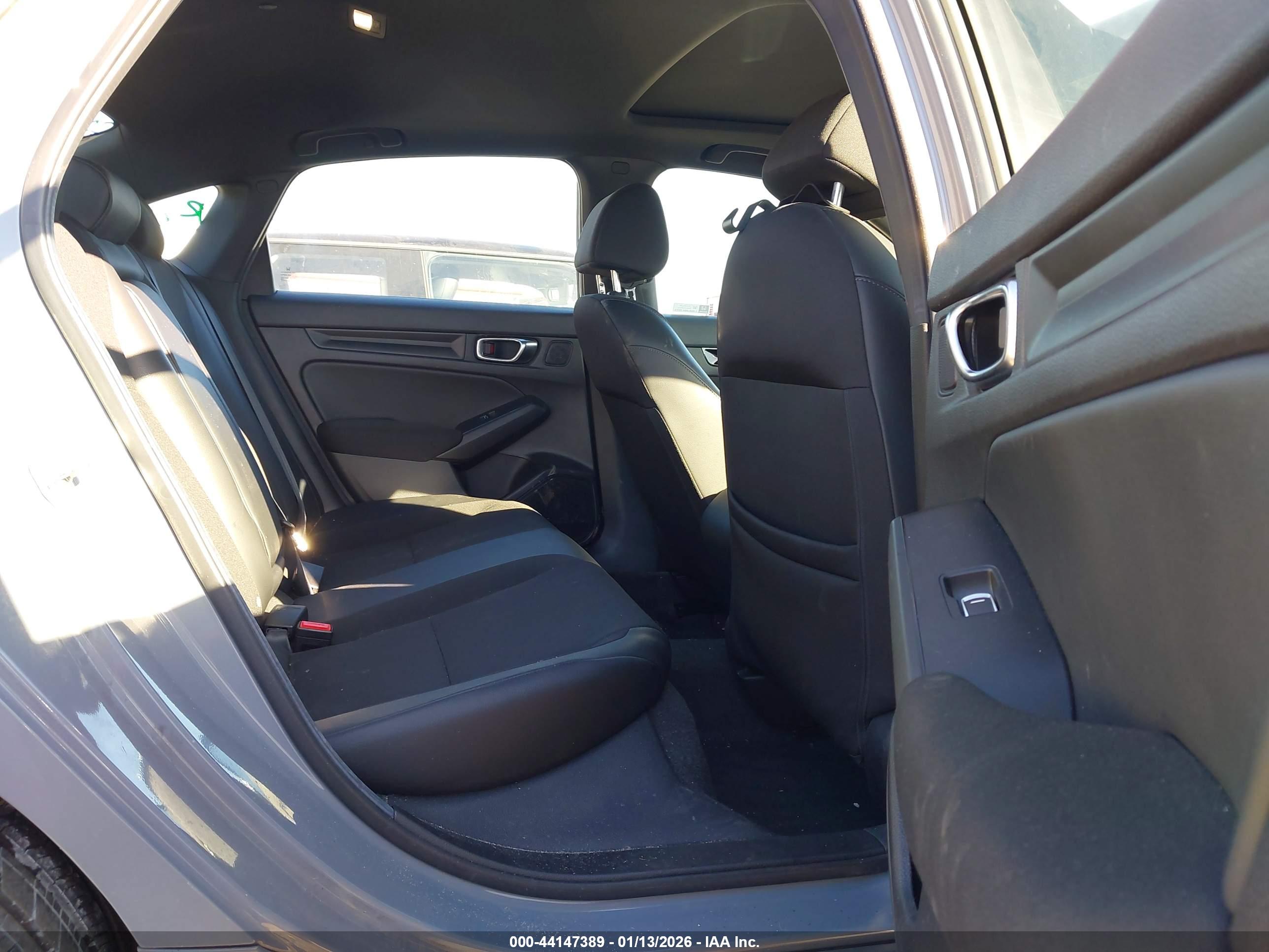 HONDA CIVIC image 8
