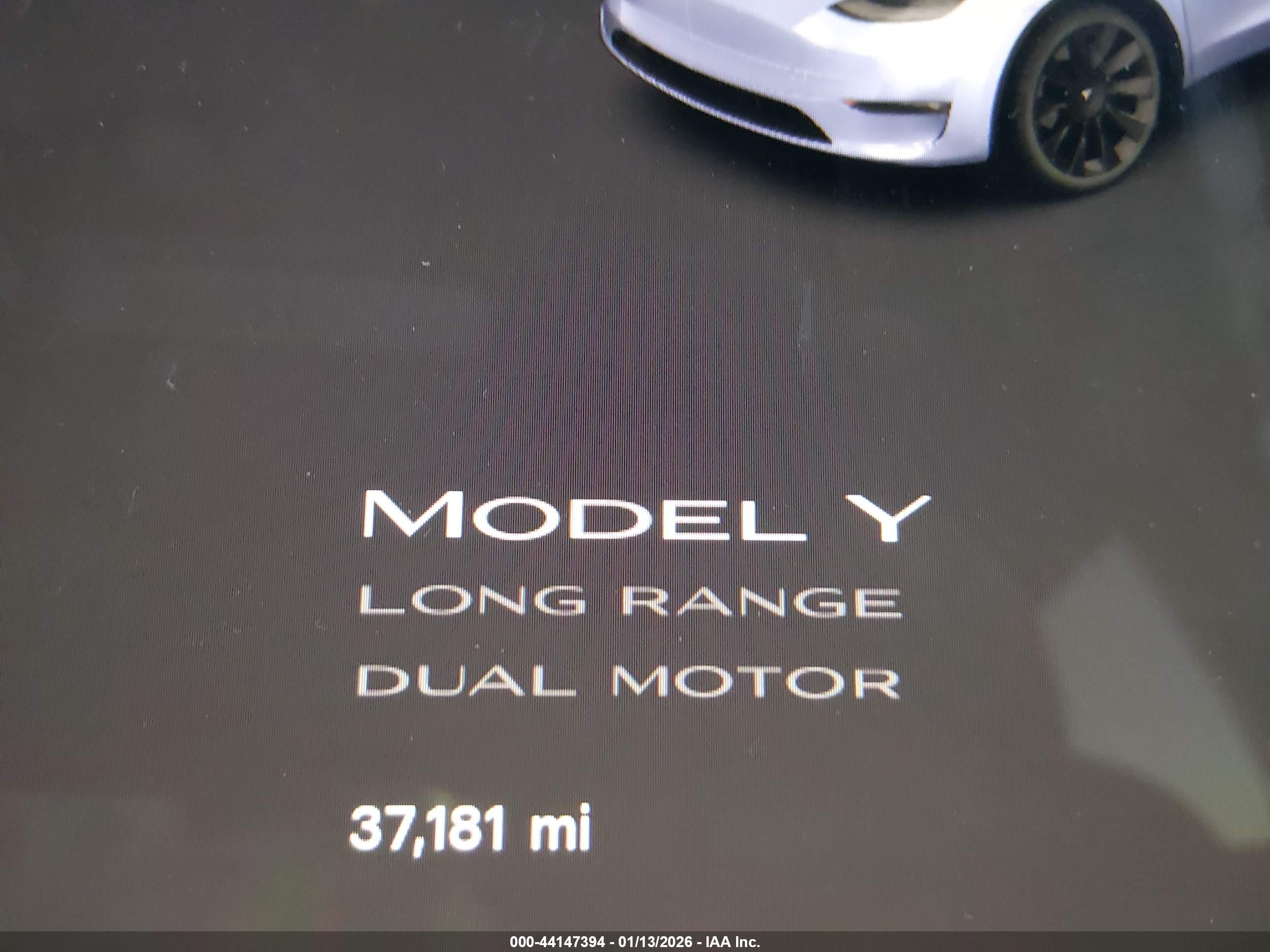 TESLA MODEL image 7