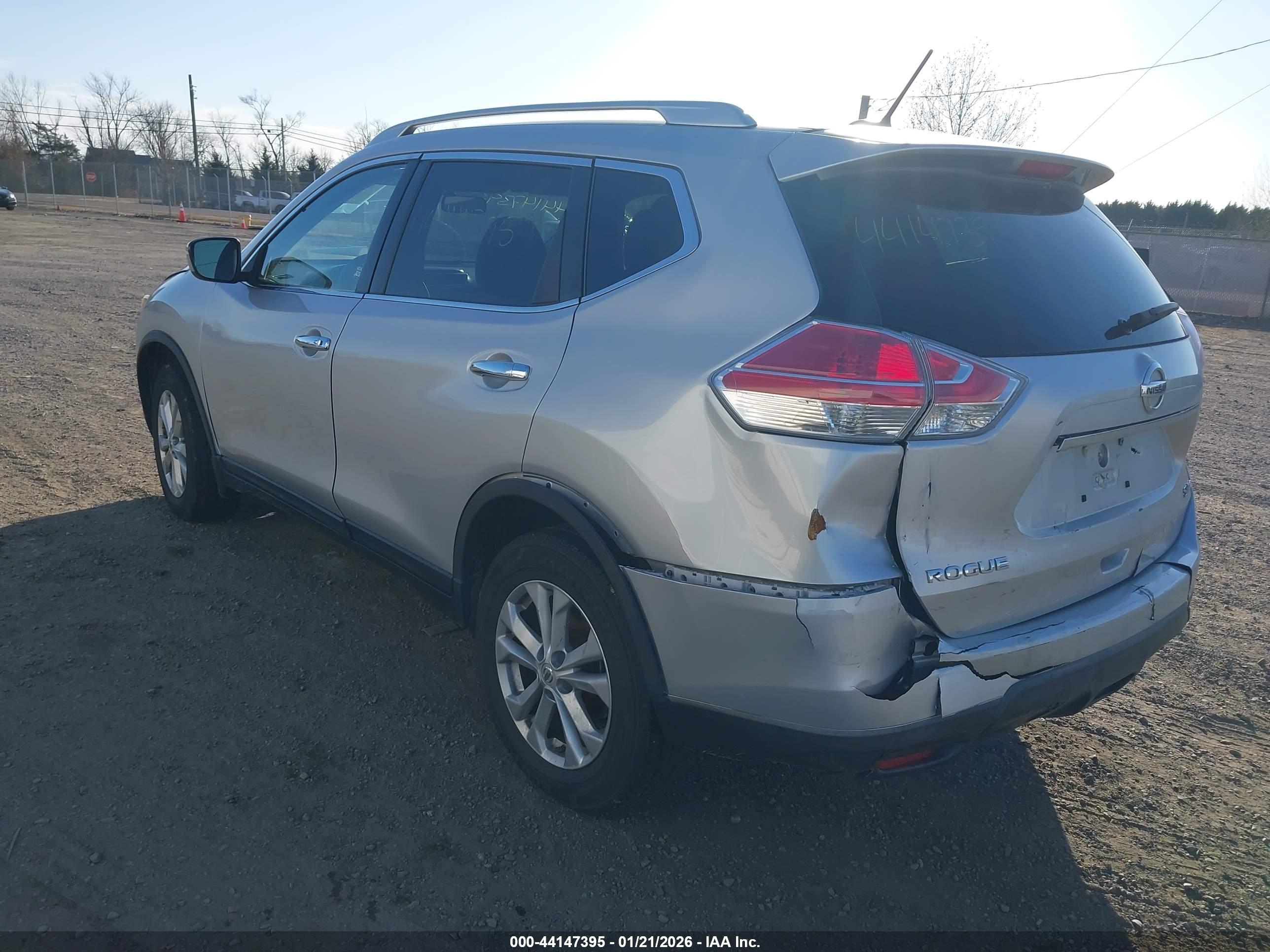 NISSAN ROGUE image 3
