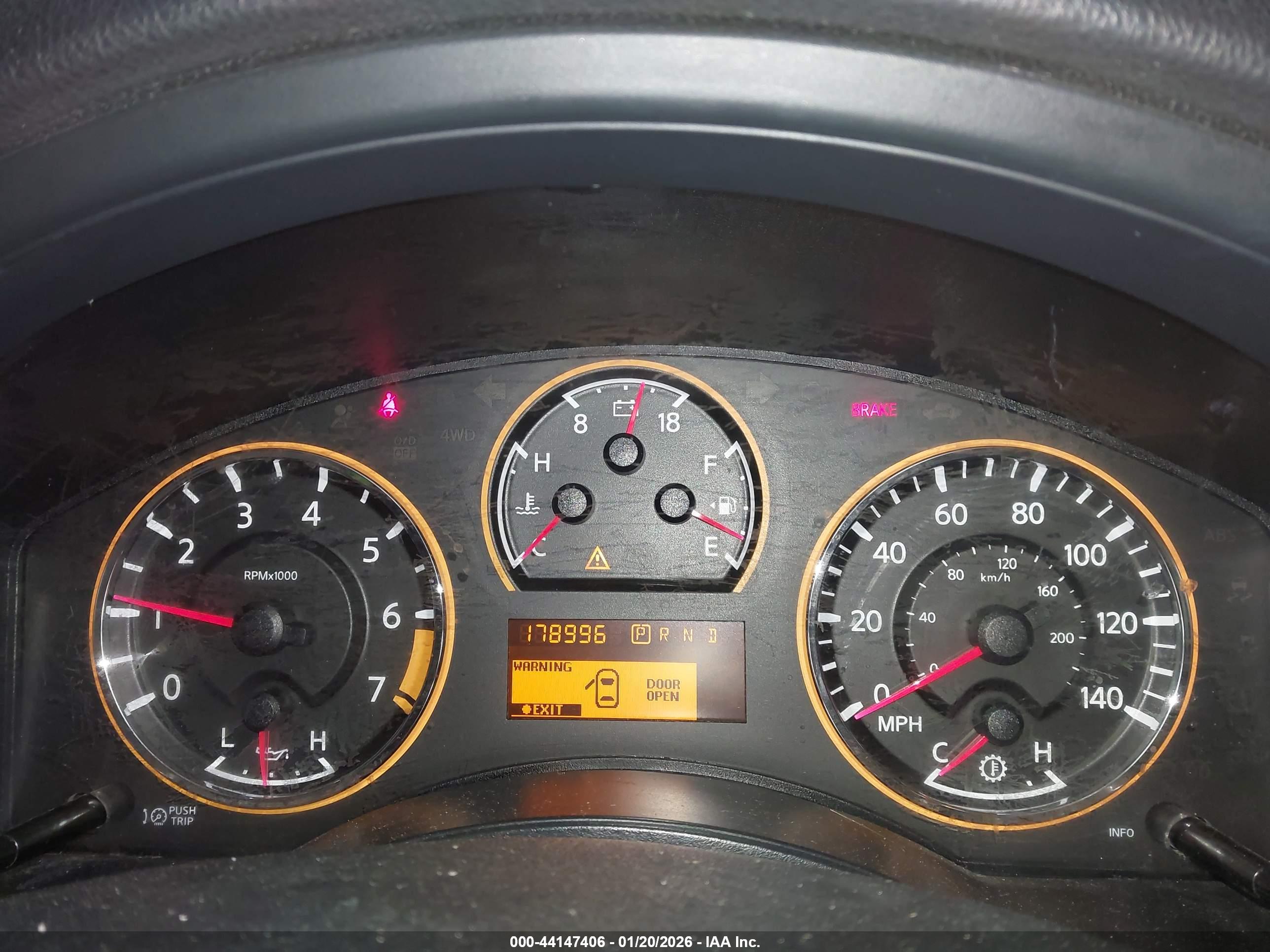 NISSAN ARMADA image 7