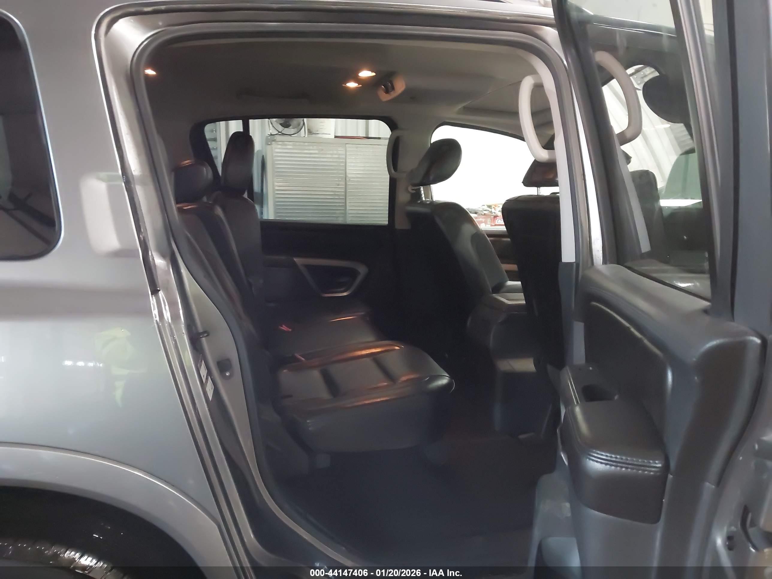NISSAN ARMADA image 8