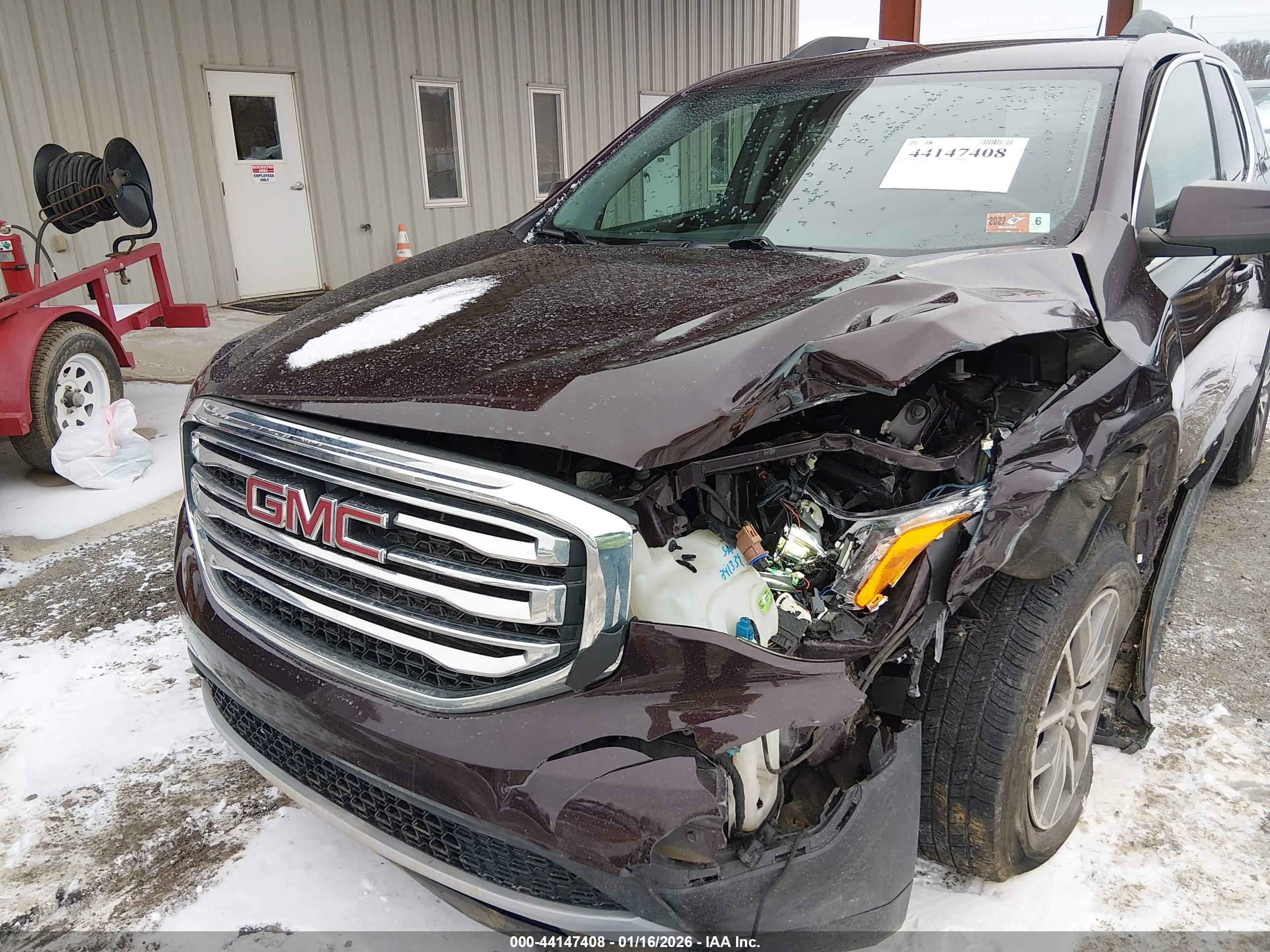 GMC ACADIA image 6