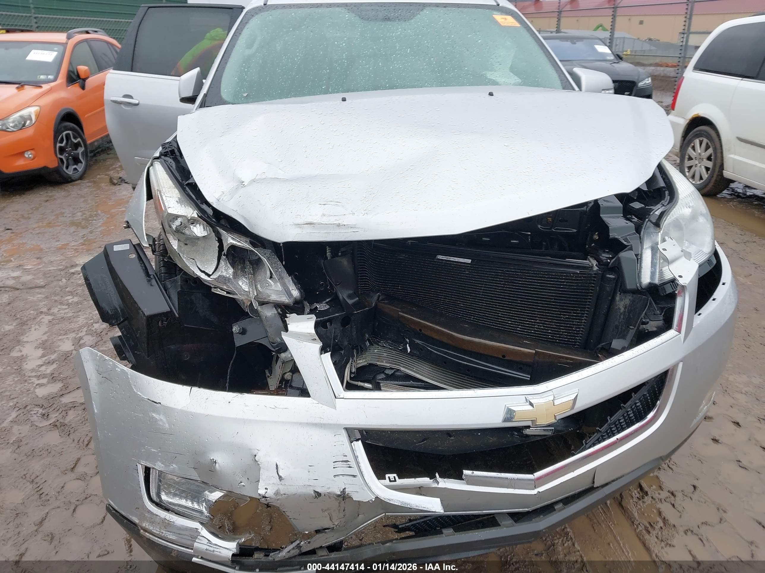 CHEVROLET TRAVERSE image 6