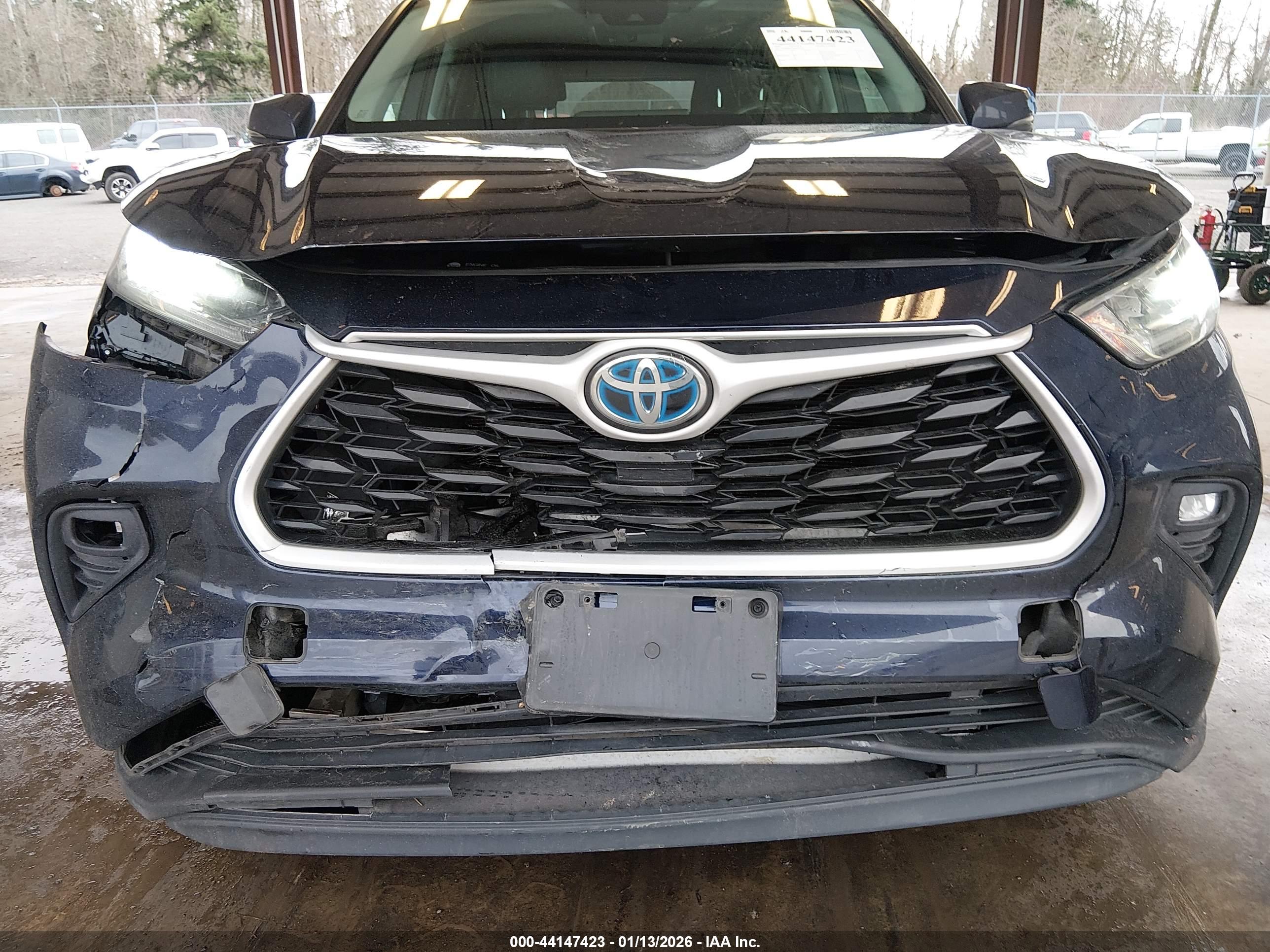 TOYOTA HIGHLANDER image 6