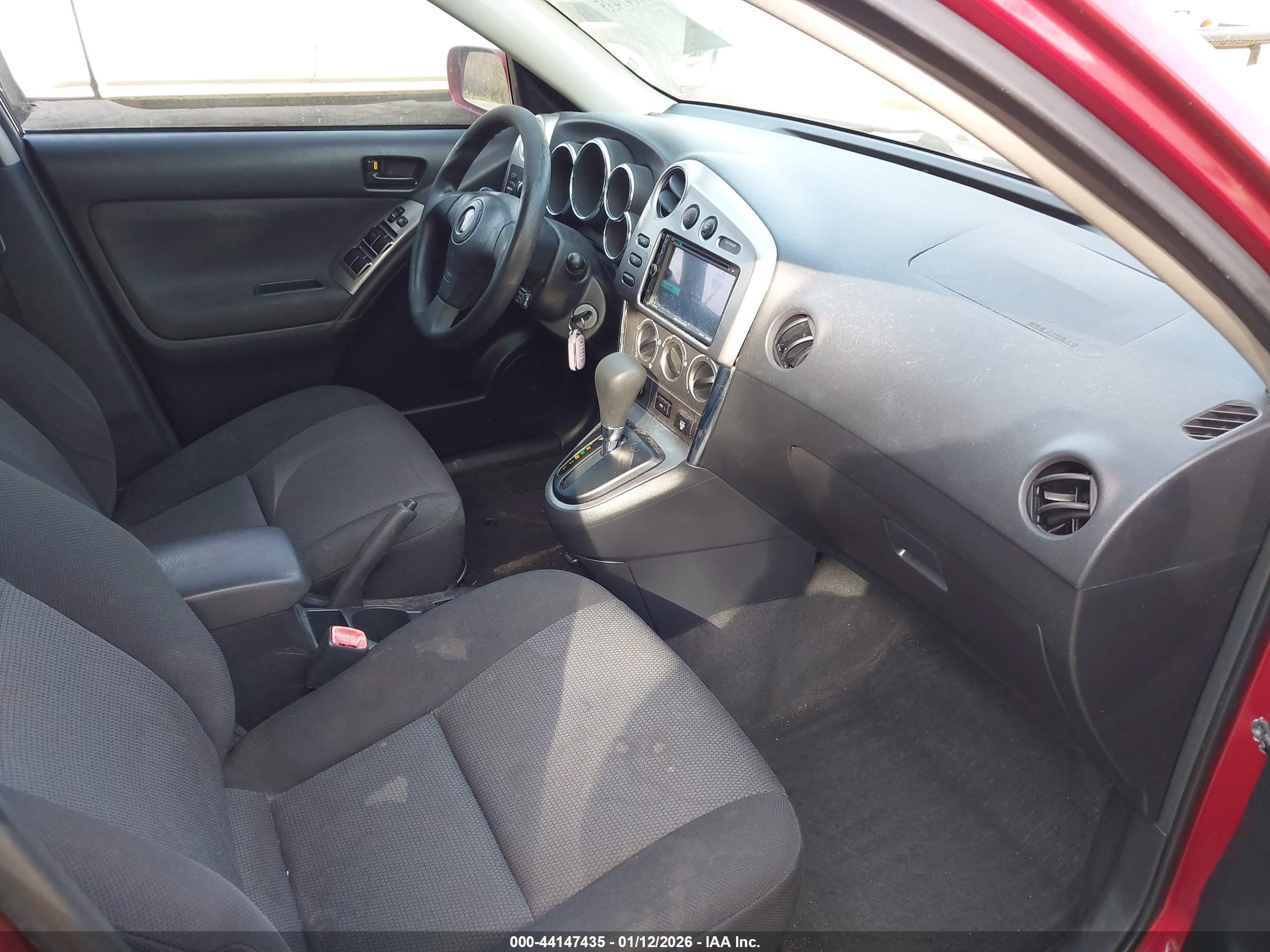 PONTIAC VIBE image 5