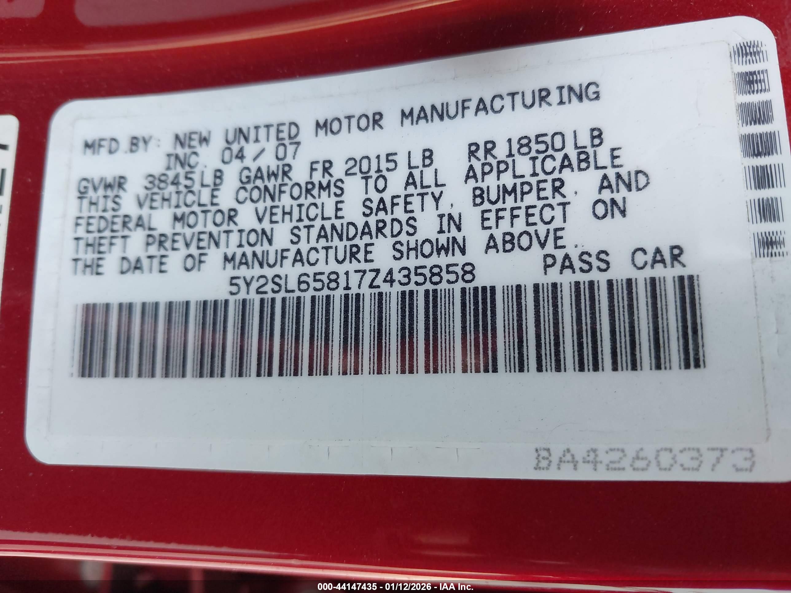PONTIAC VIBE image 9