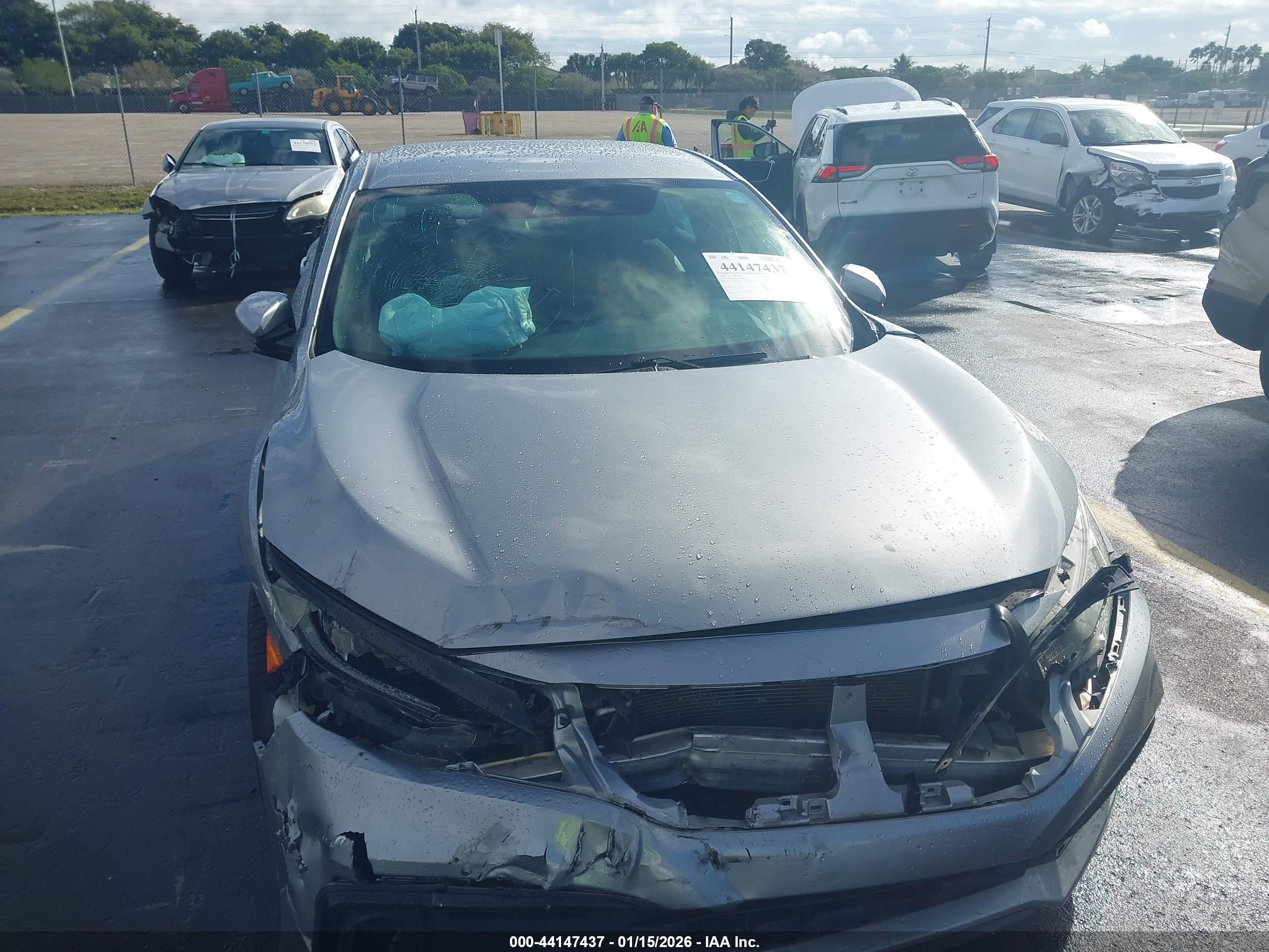 HONDA CIVIC image 6