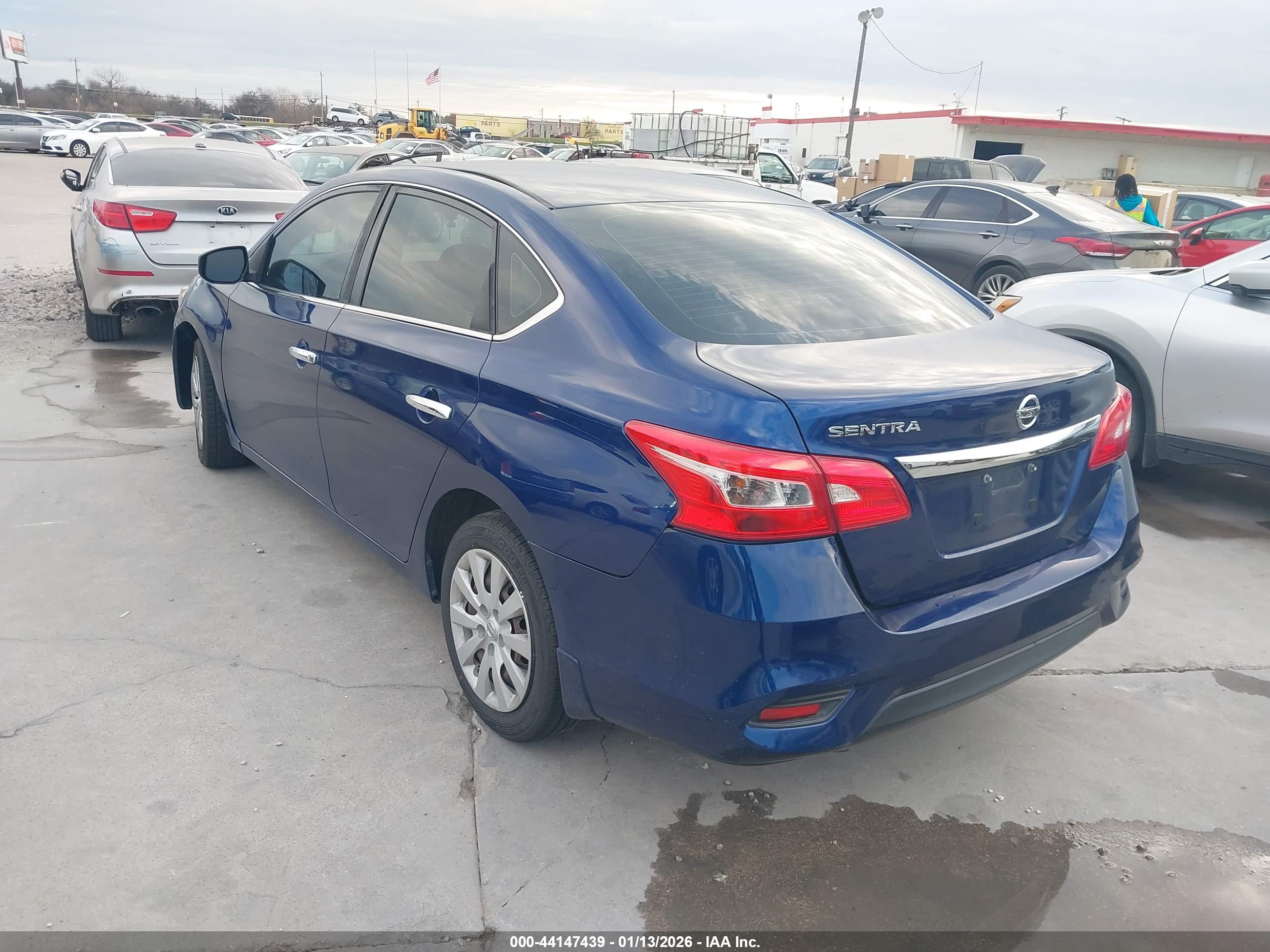 NISSAN SENTRA image 3