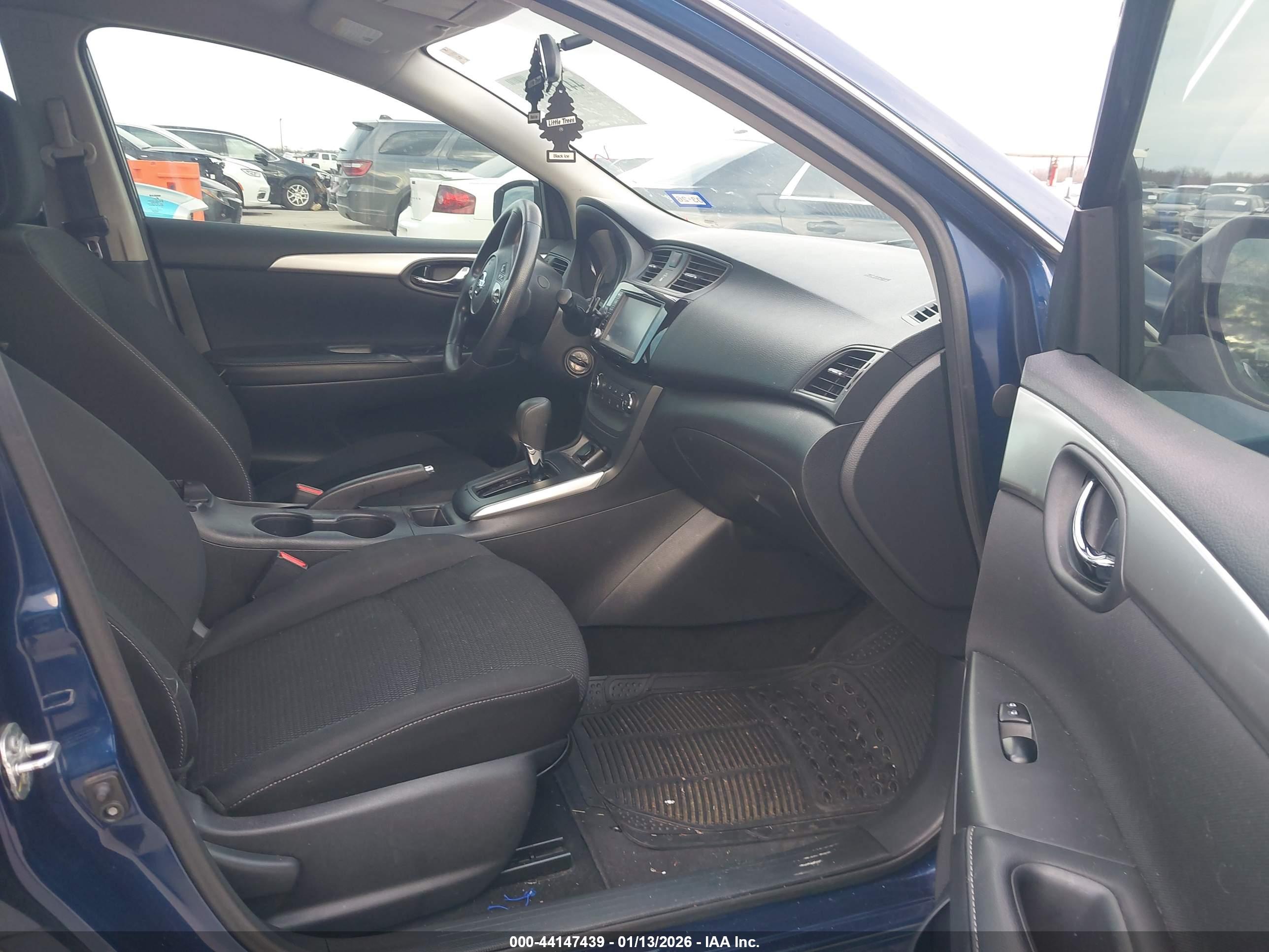 NISSAN SENTRA image 5