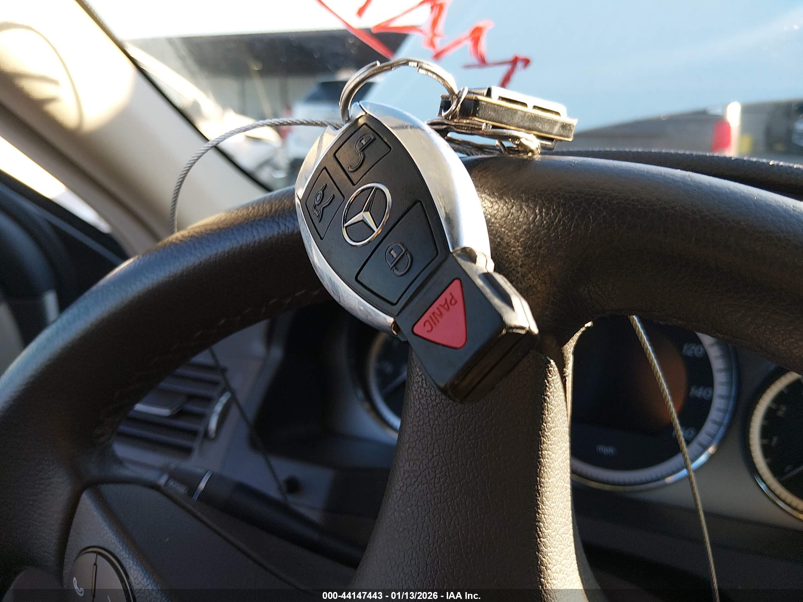 MERCEDES-BENZ C image 11
