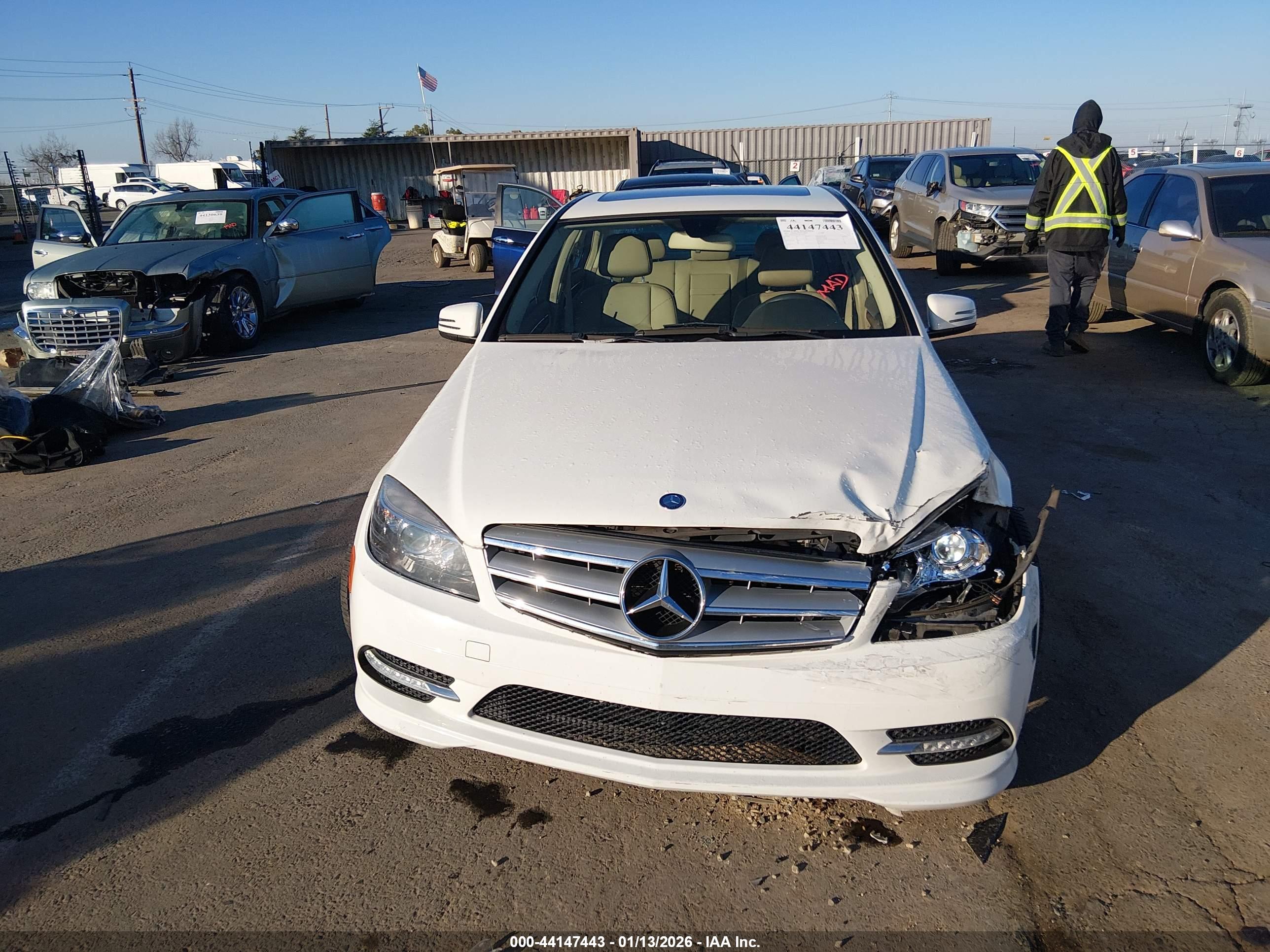 MERCEDES-BENZ C image 6