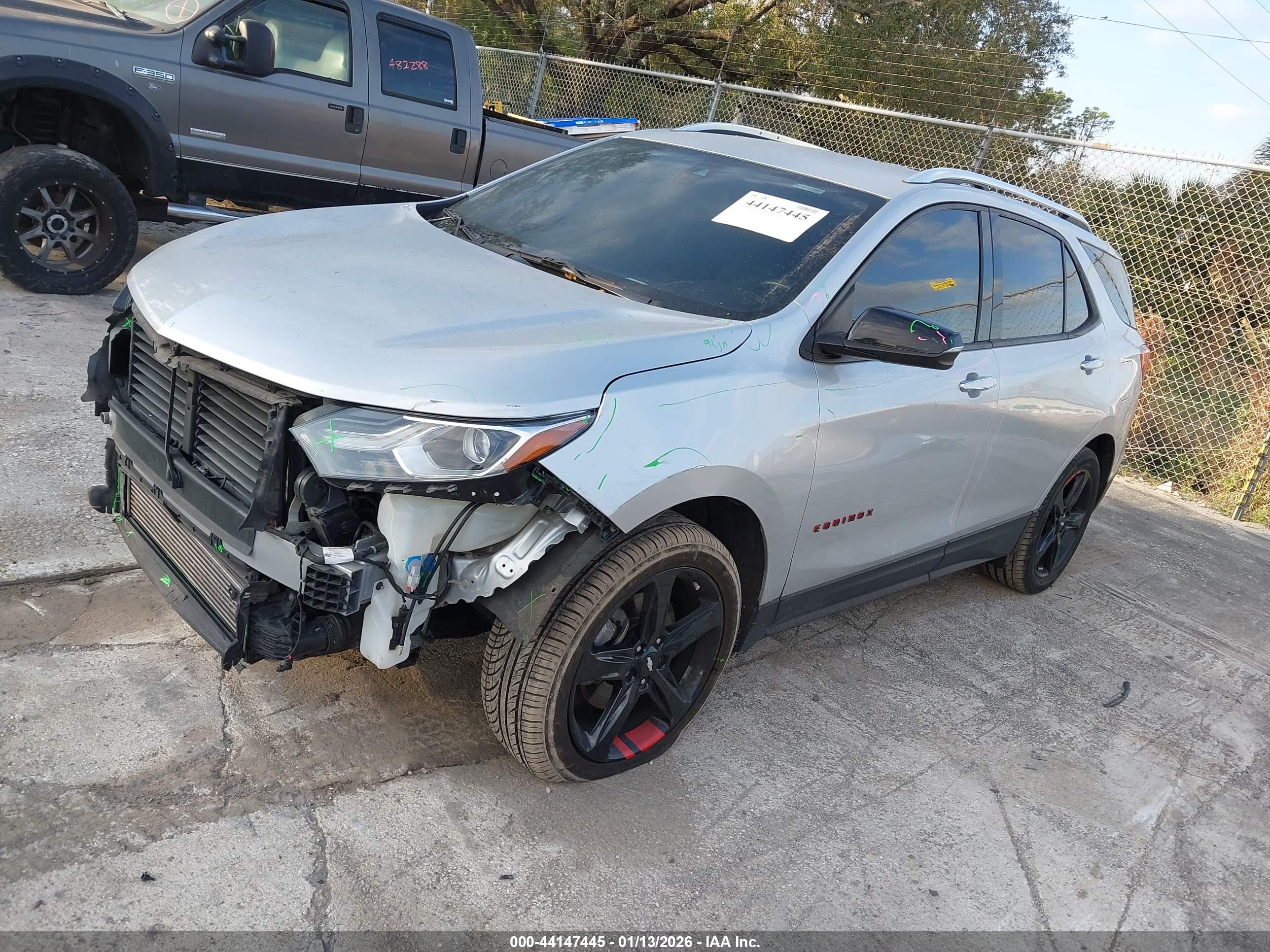 CHEVROLET EQUINOX image 2