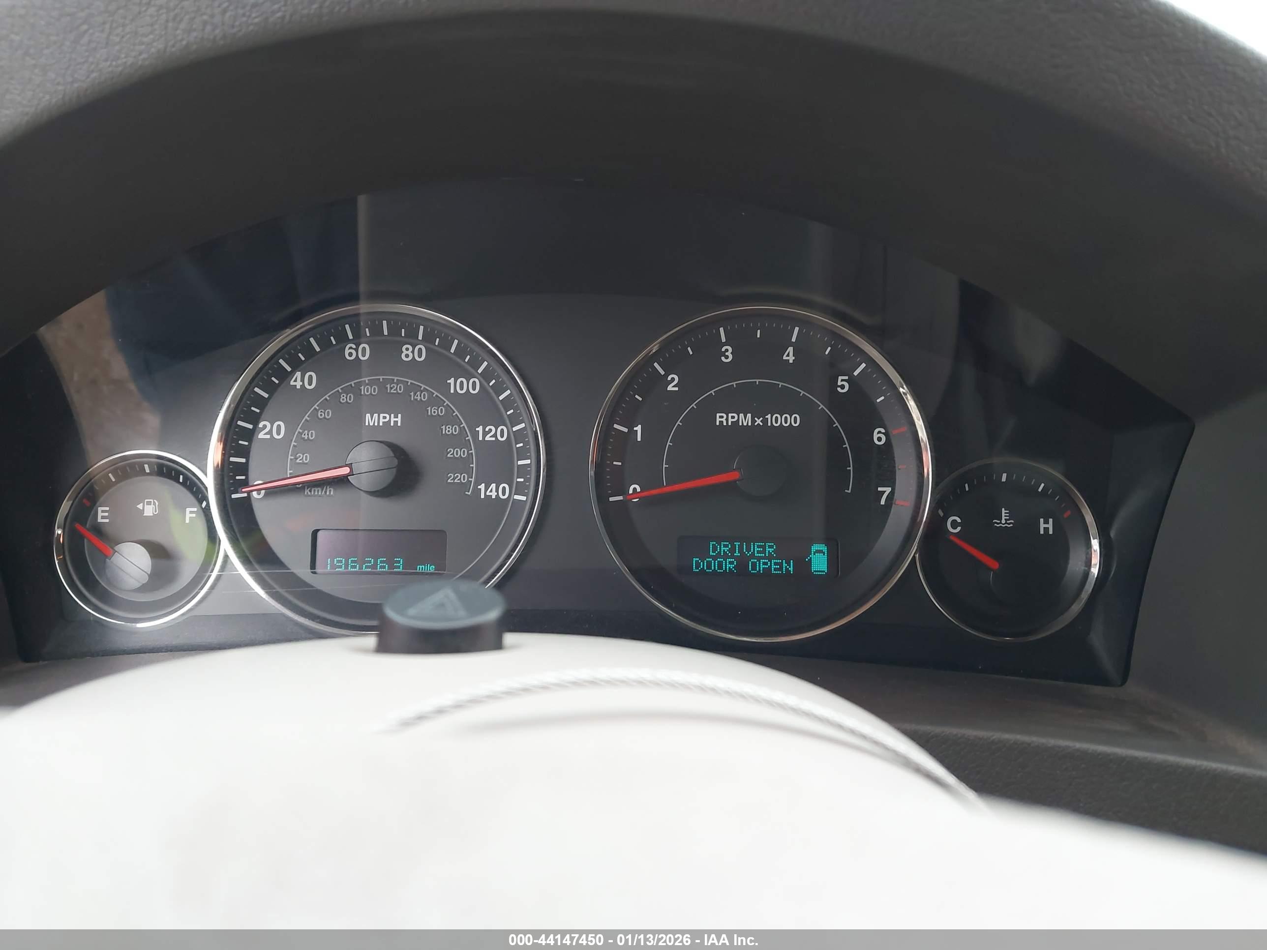 JEEP GRAND image 7