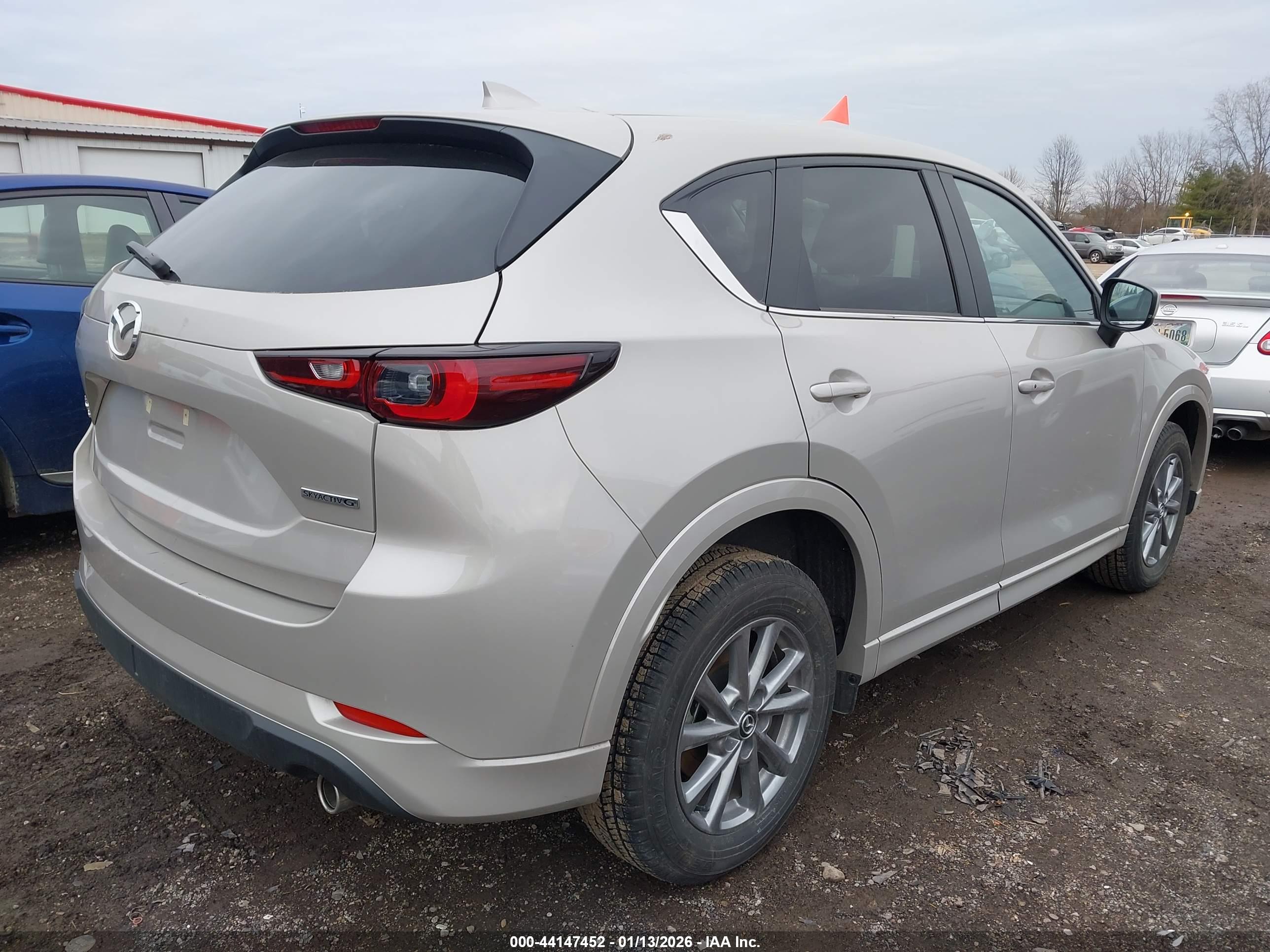 MAZDA CX-5 image 4