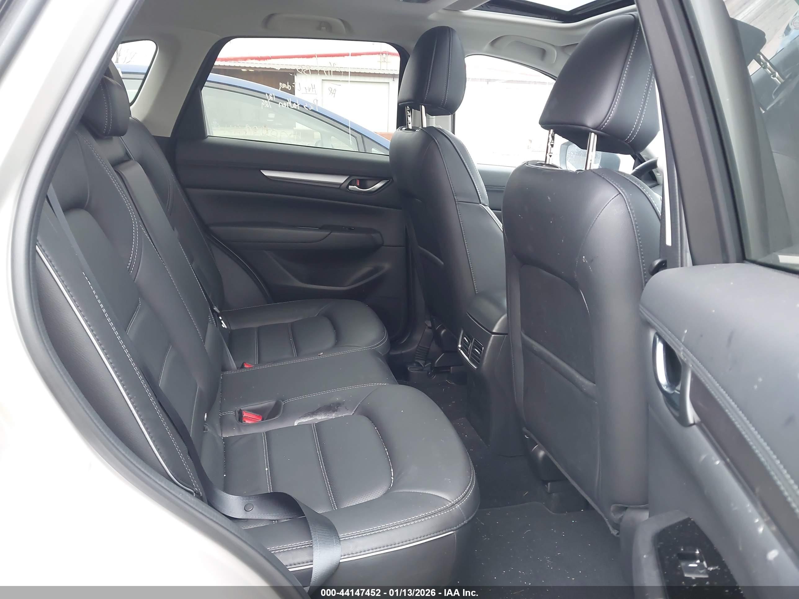 MAZDA CX-5 image 8