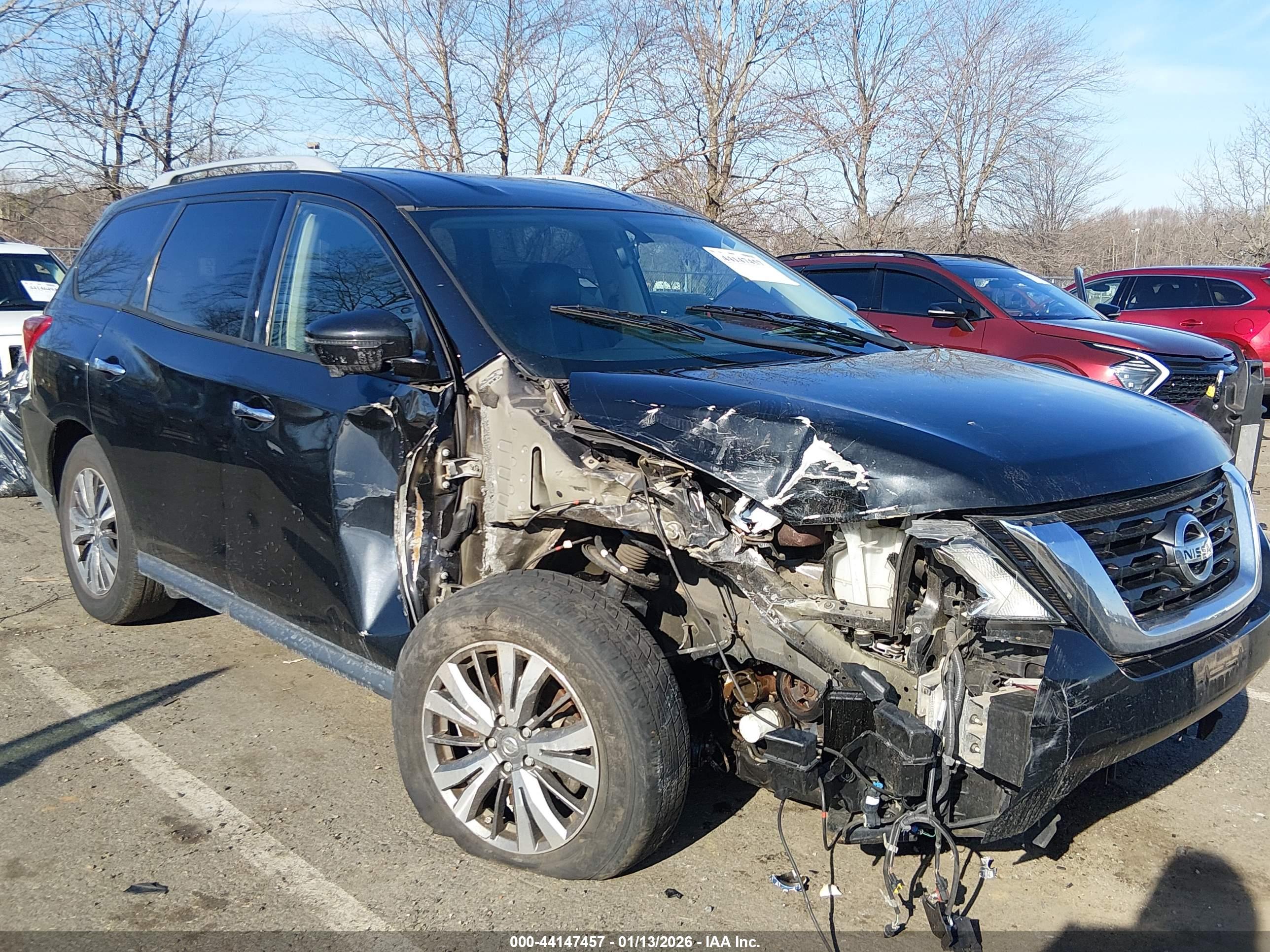 NISSAN PATHFINDER image 6