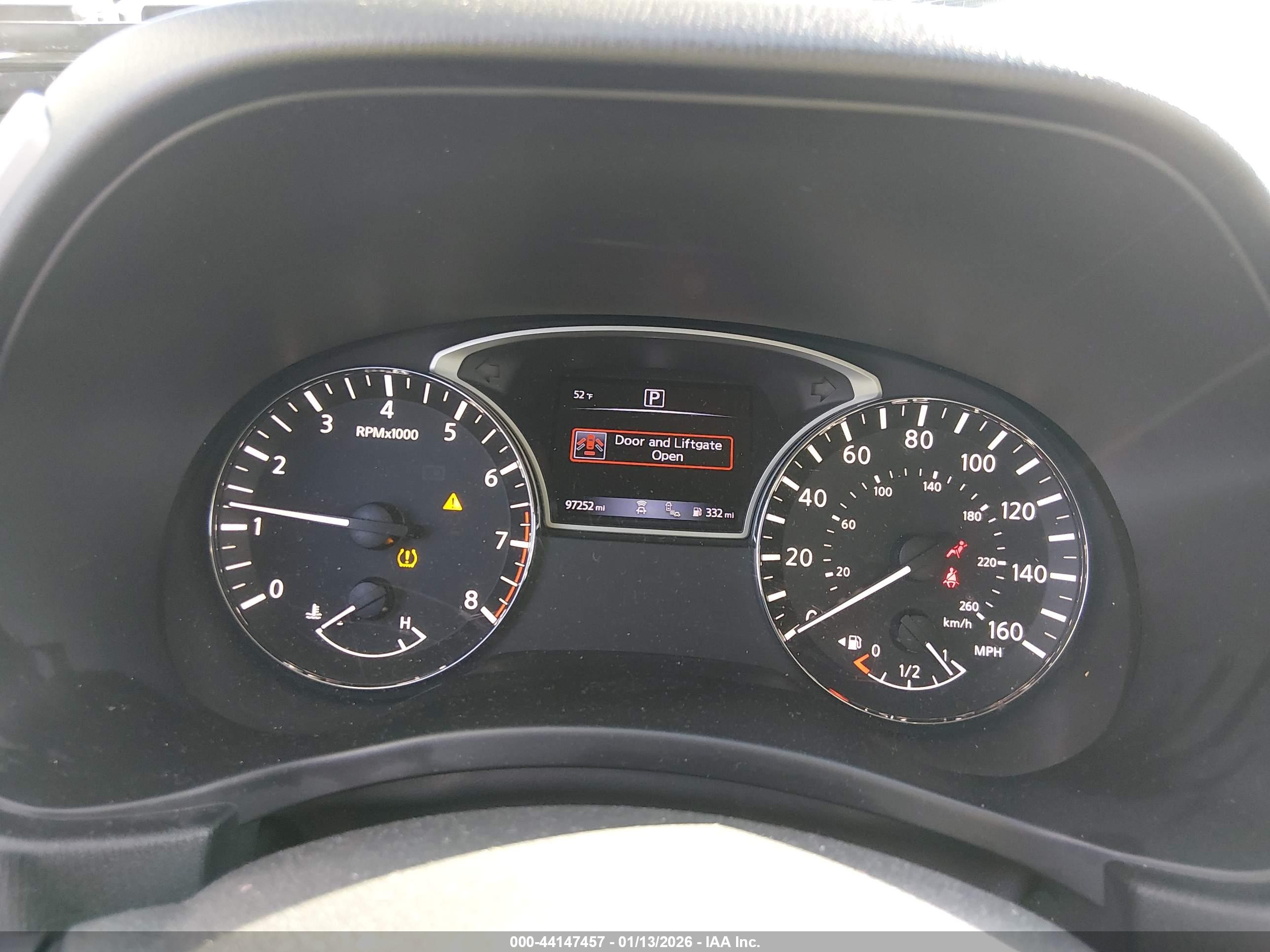 NISSAN PATHFINDER image 7
