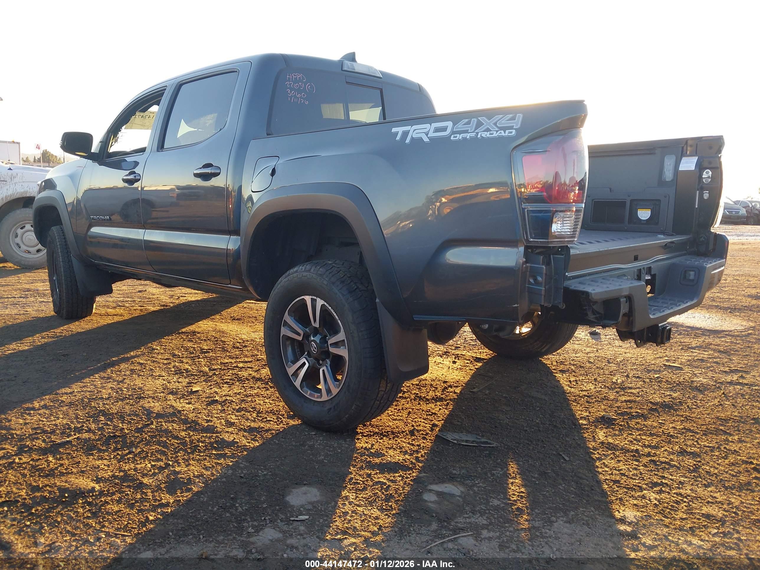 TOYOTA TACOMA image 3