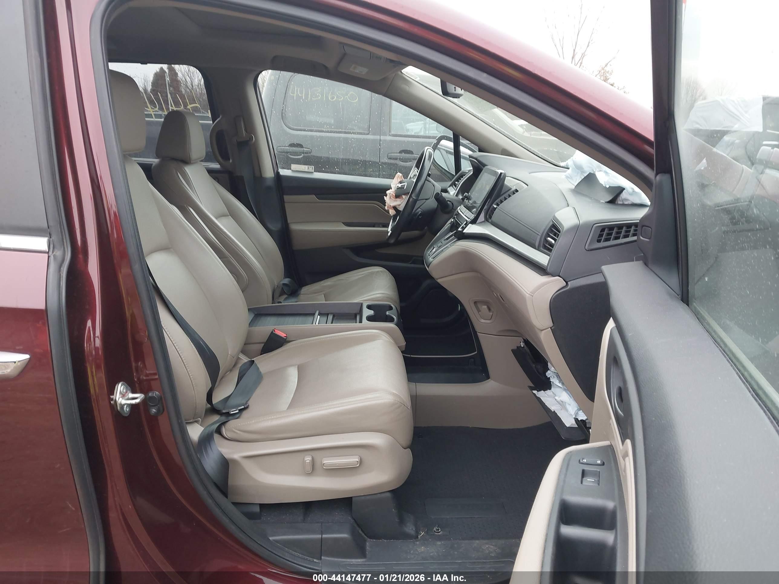 HONDA ODYSSEY image 5