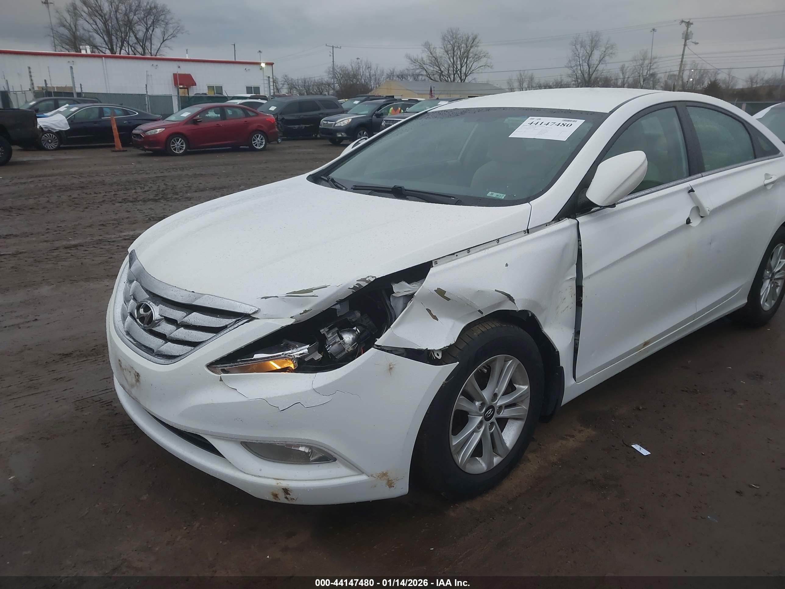 HYUNDAI SONATA image 6