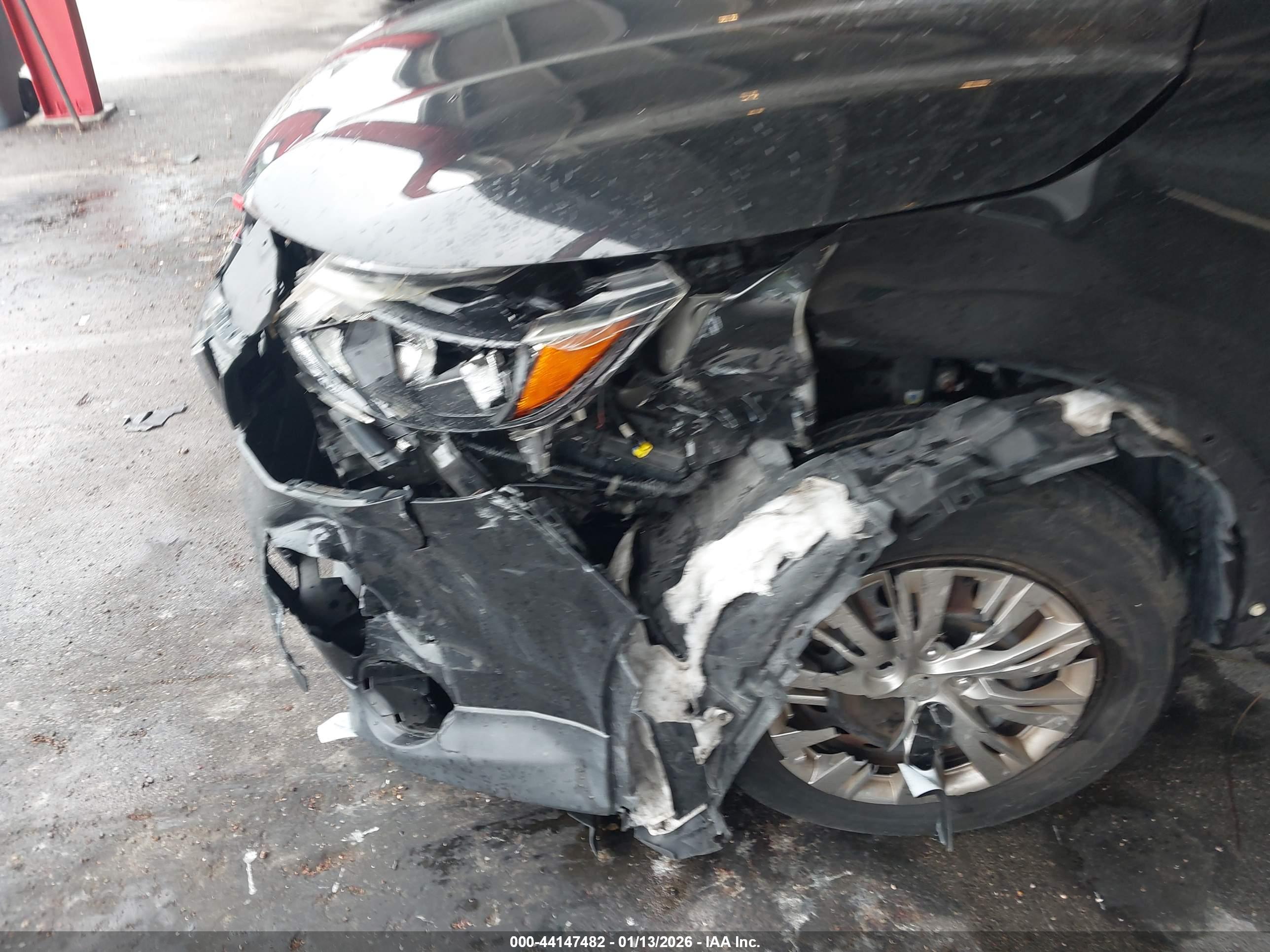 NISSAN ROGUE image 6