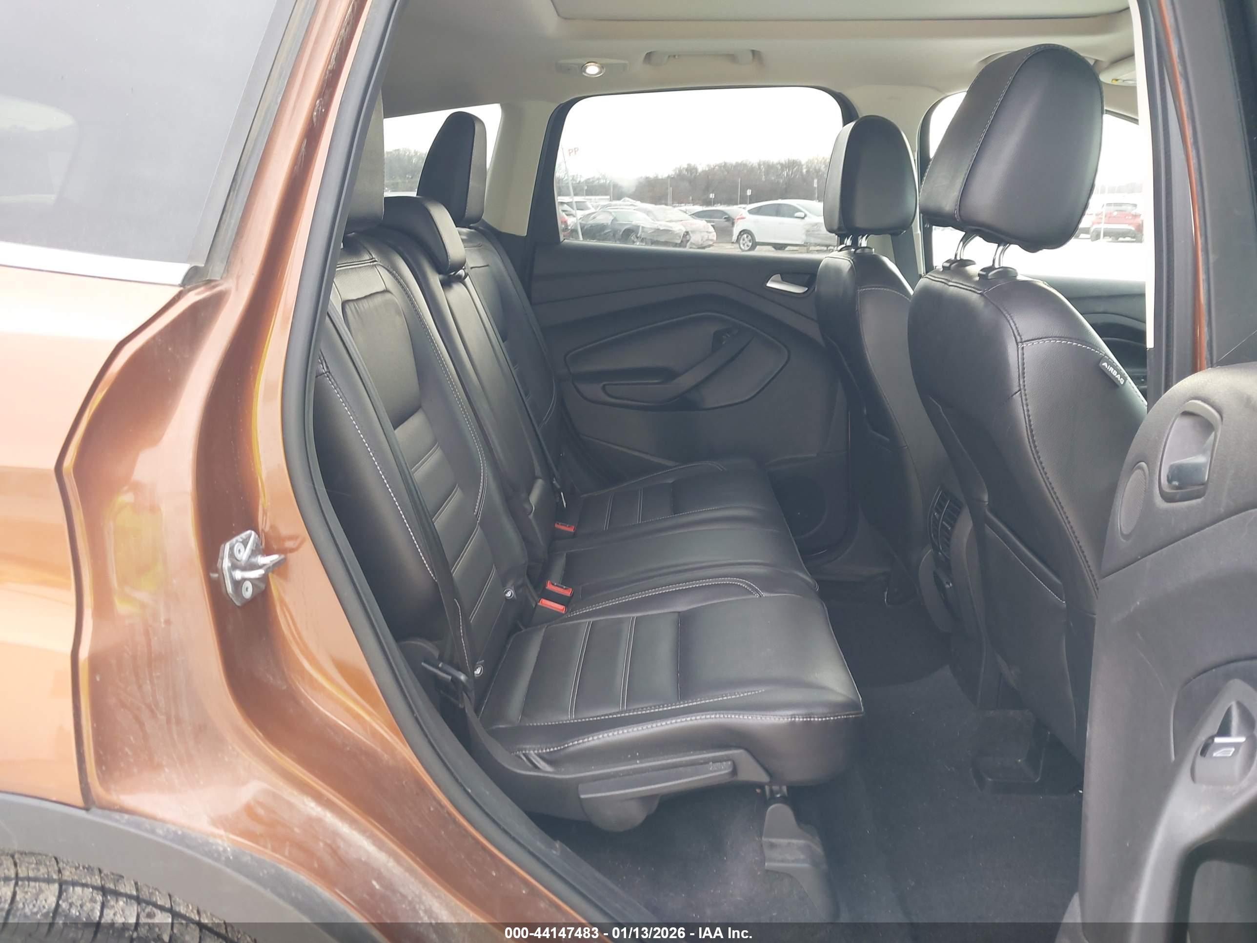 FORD ESCAPE image 8