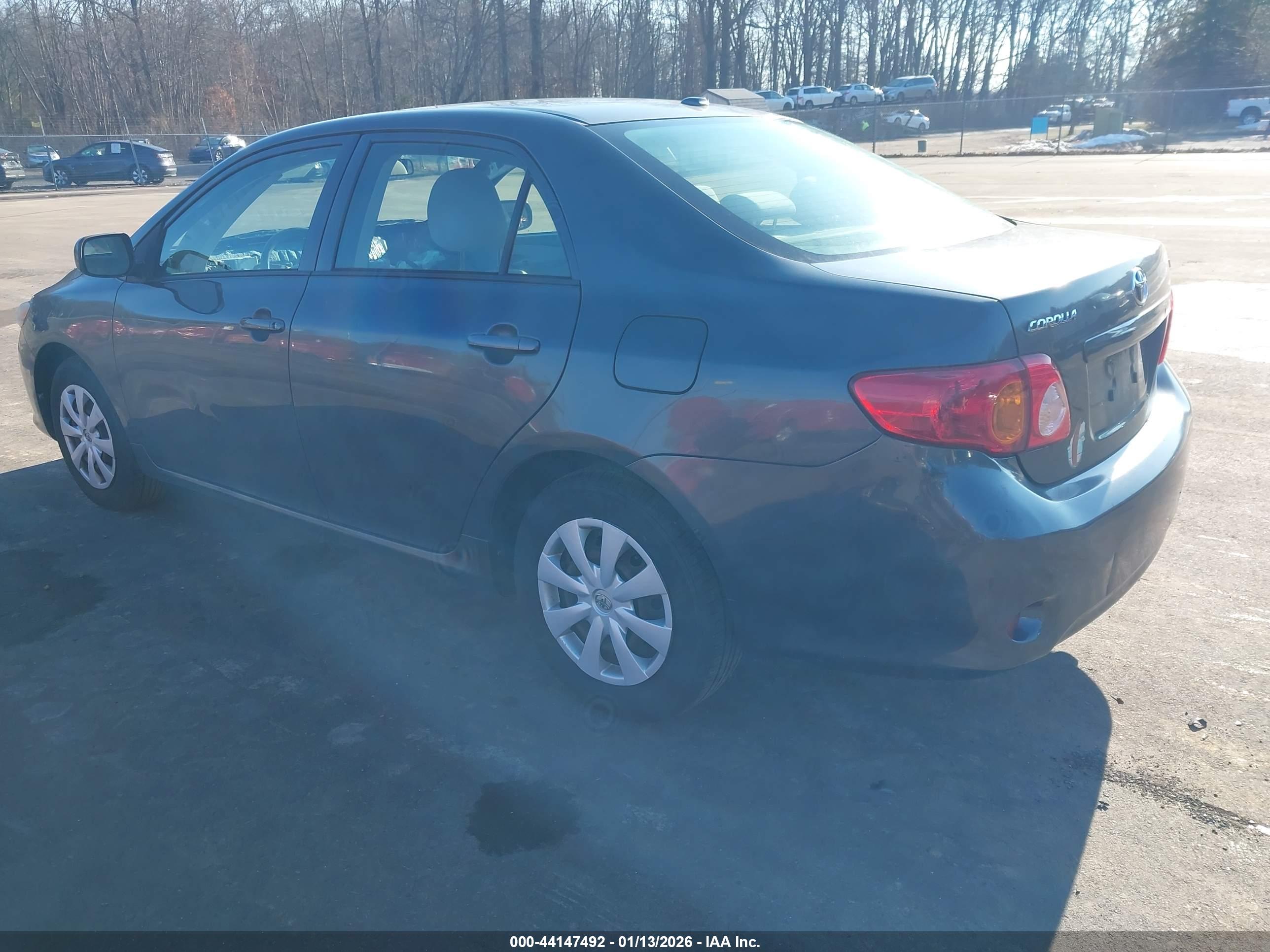 TOYOTA COROLLA image 3