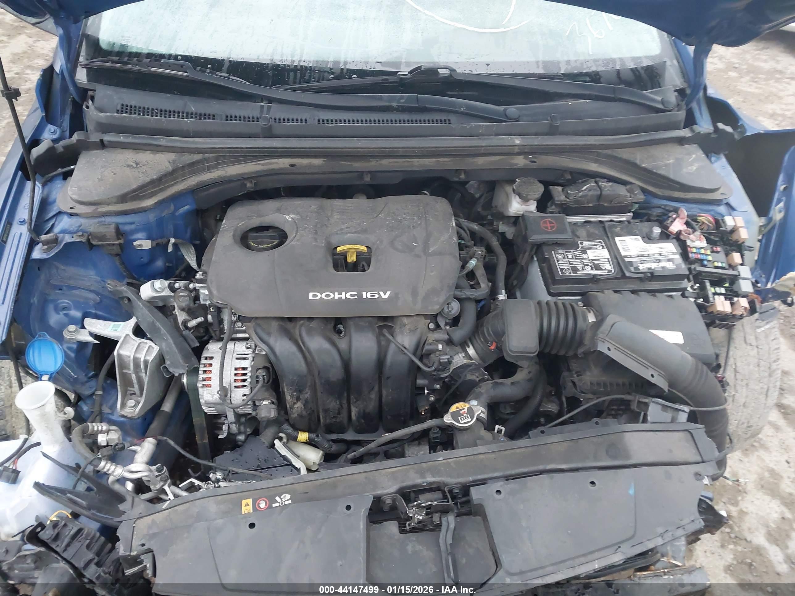 HYUNDAI ELANTRA image 10
