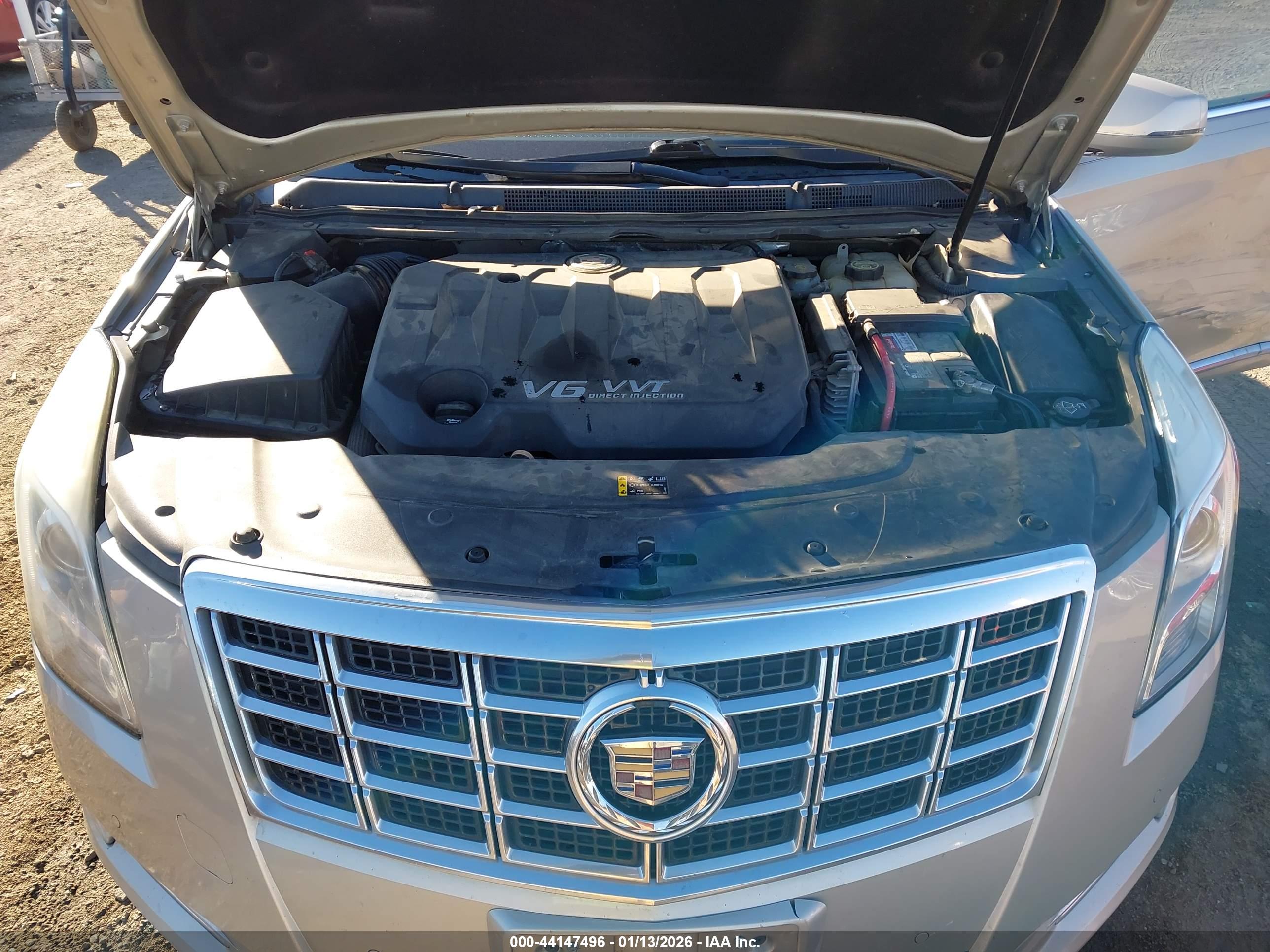 CADILLAC XTS image 10