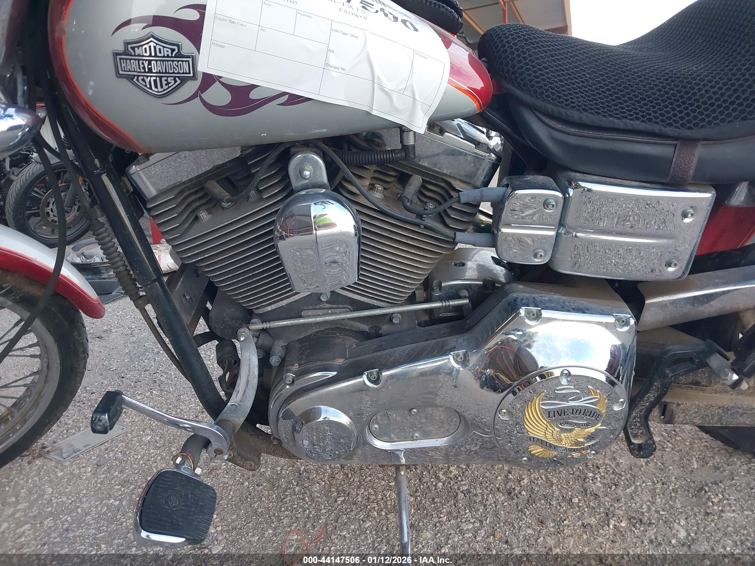 HARLEY-DAVIDSON FXDWGI image 9