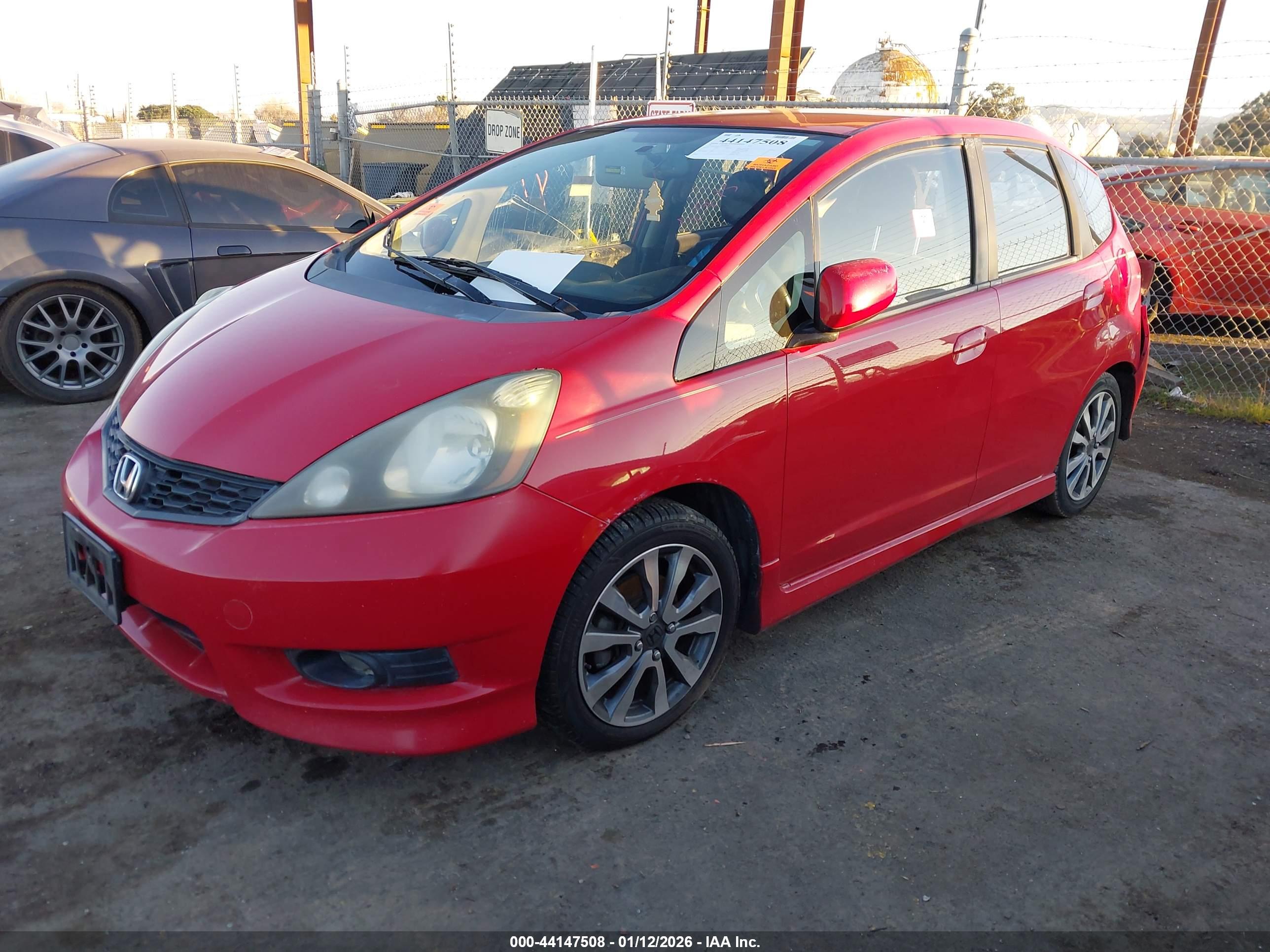HONDA FIT image 2