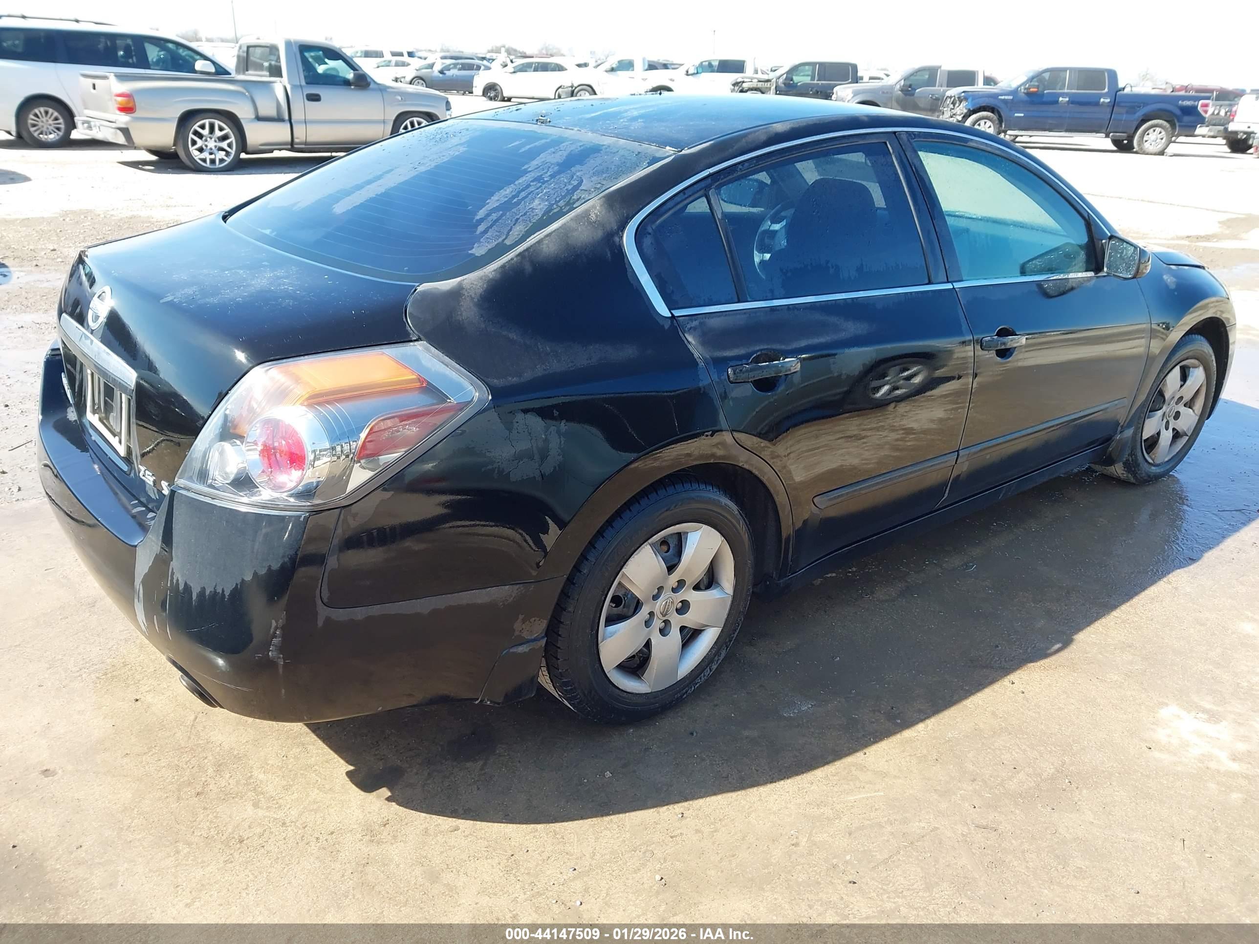 NISSAN ALTIMA image 4