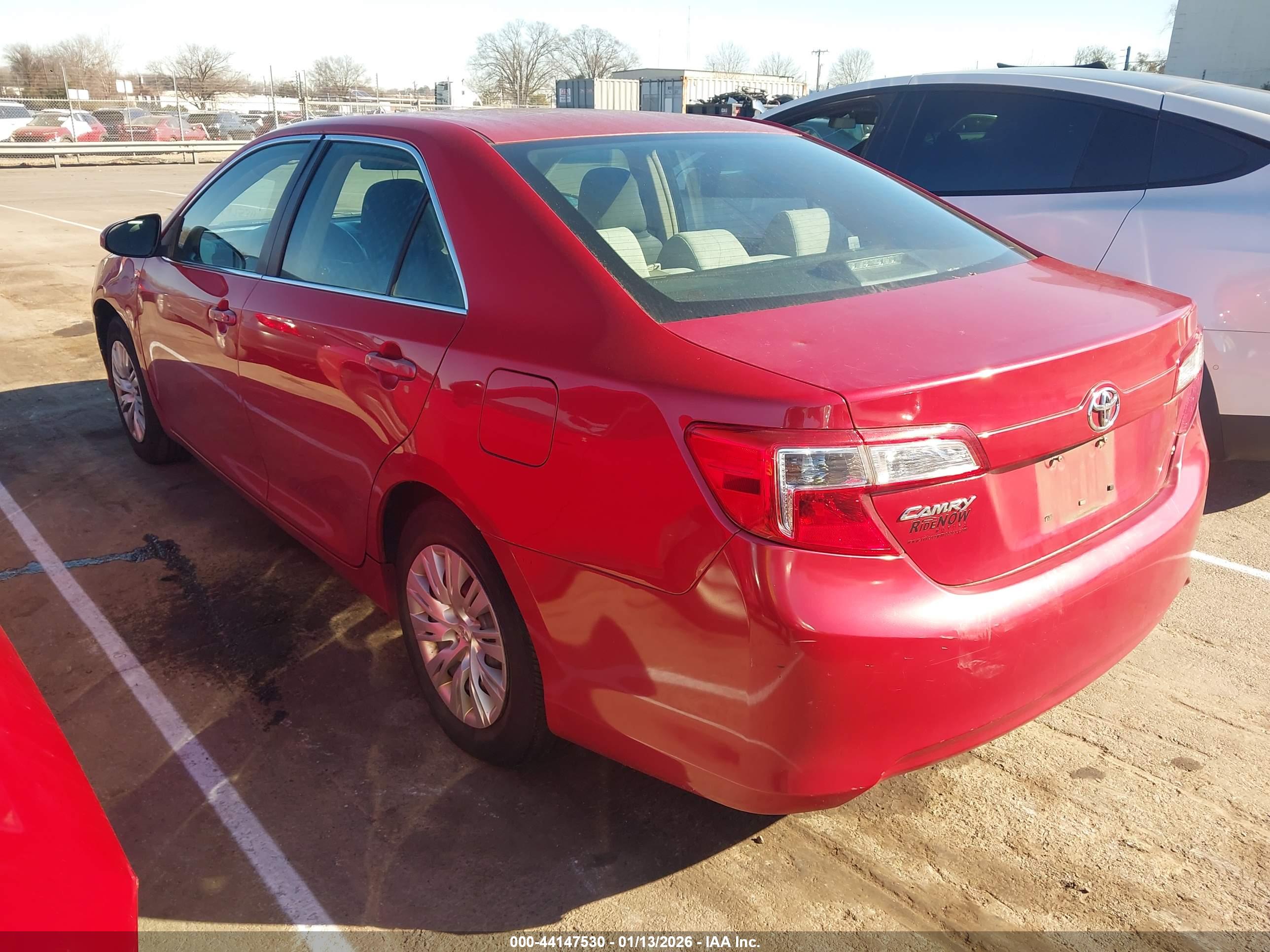 TOYOTA CAMRY image 3